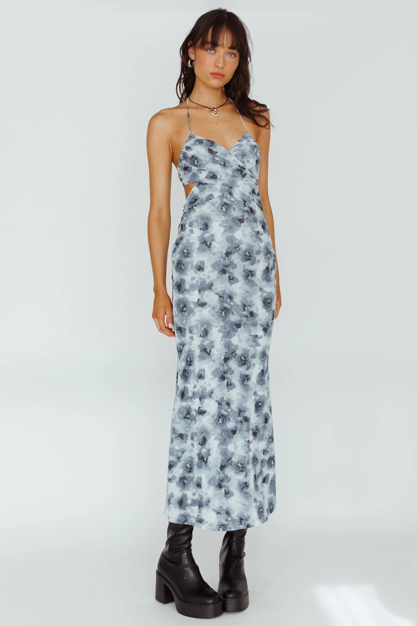 Alivia Tied Back Maxi Dress Floral Black - Image 5