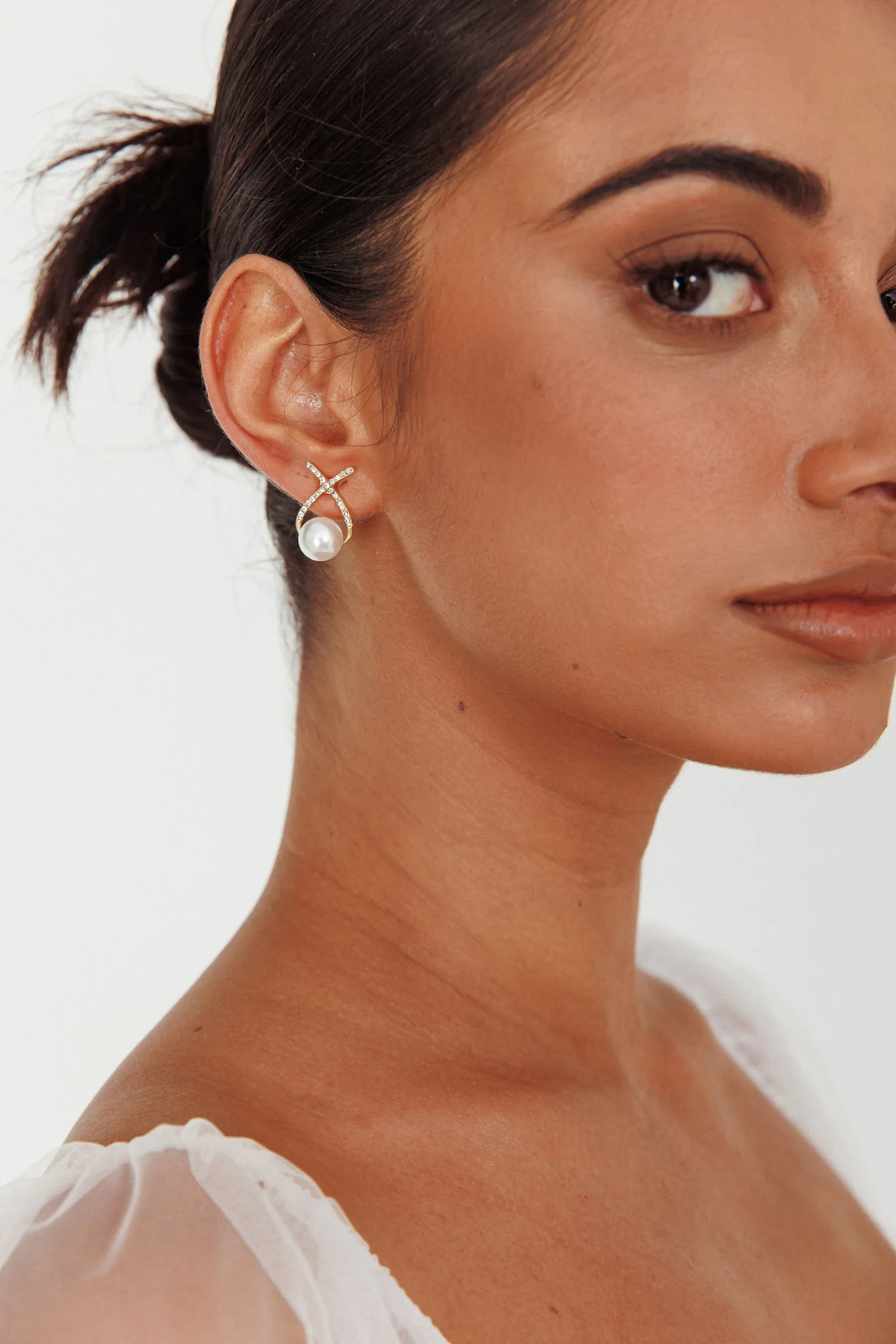 Aliyah Diamante X Pearl Earrings Gold - Image 3