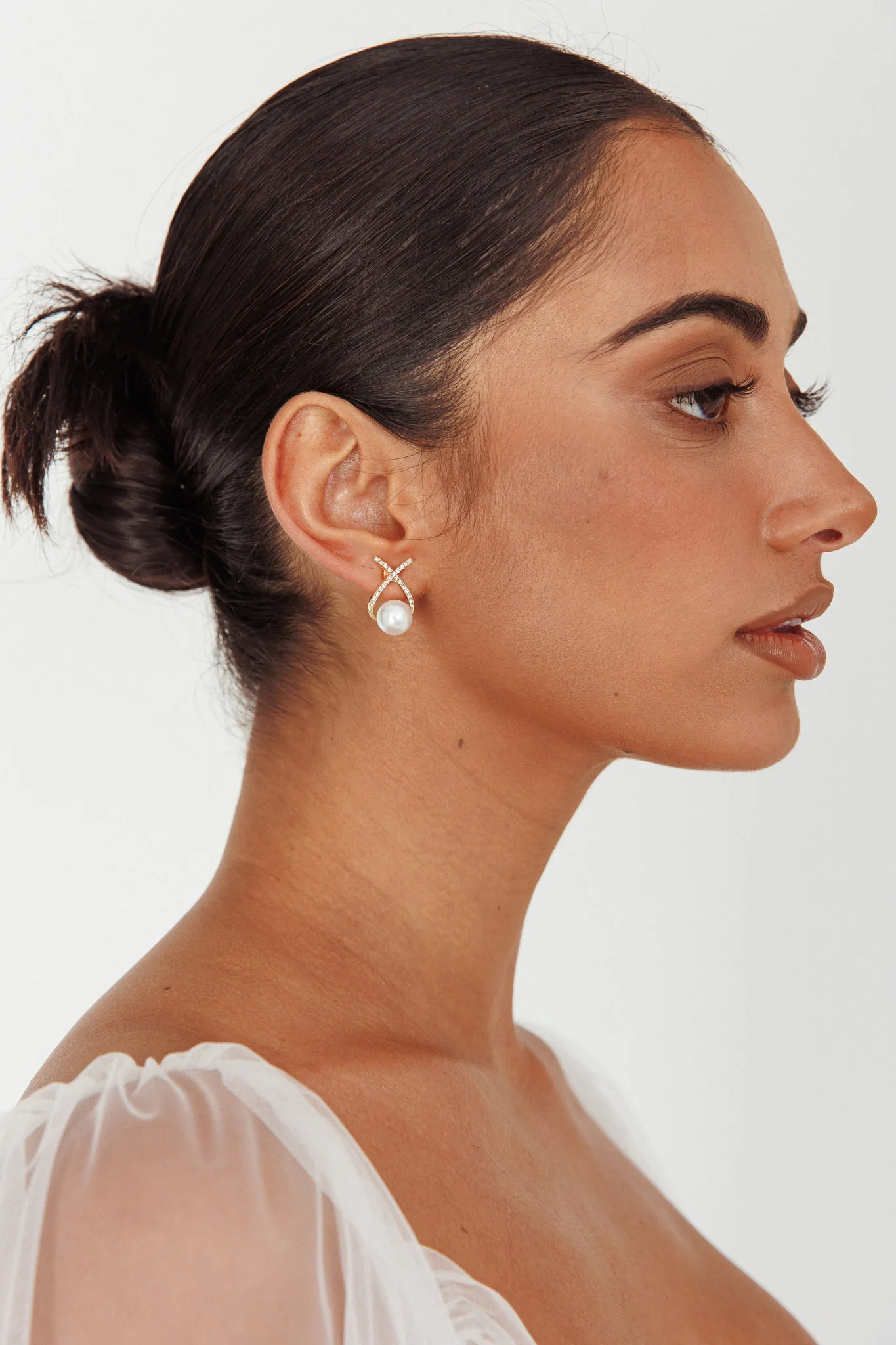 Aliyah Diamante X Pearl Earrings Gold - Image 5