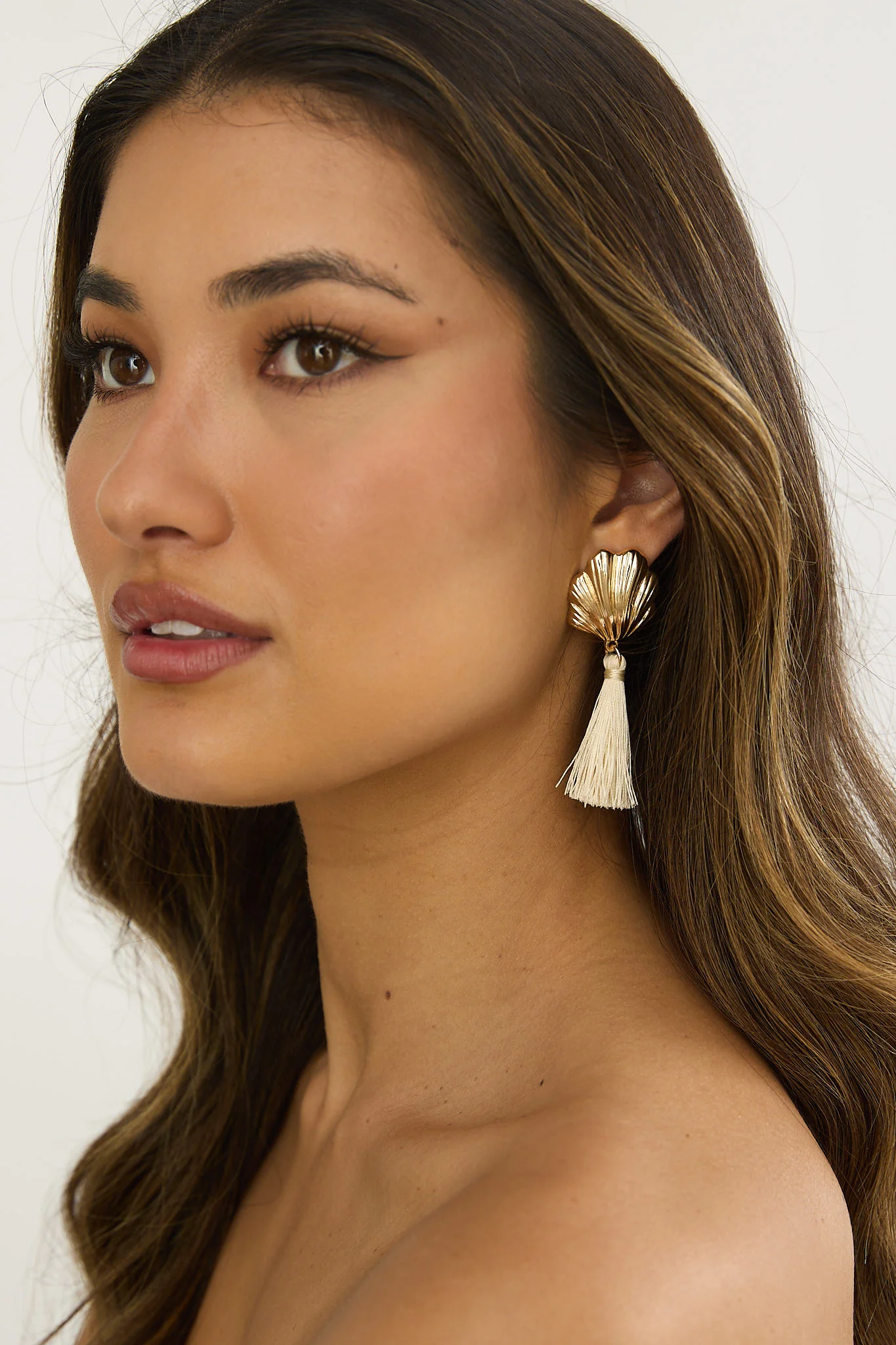 Alora Shell Tassel Earrings Gold/Ivory - Image 2