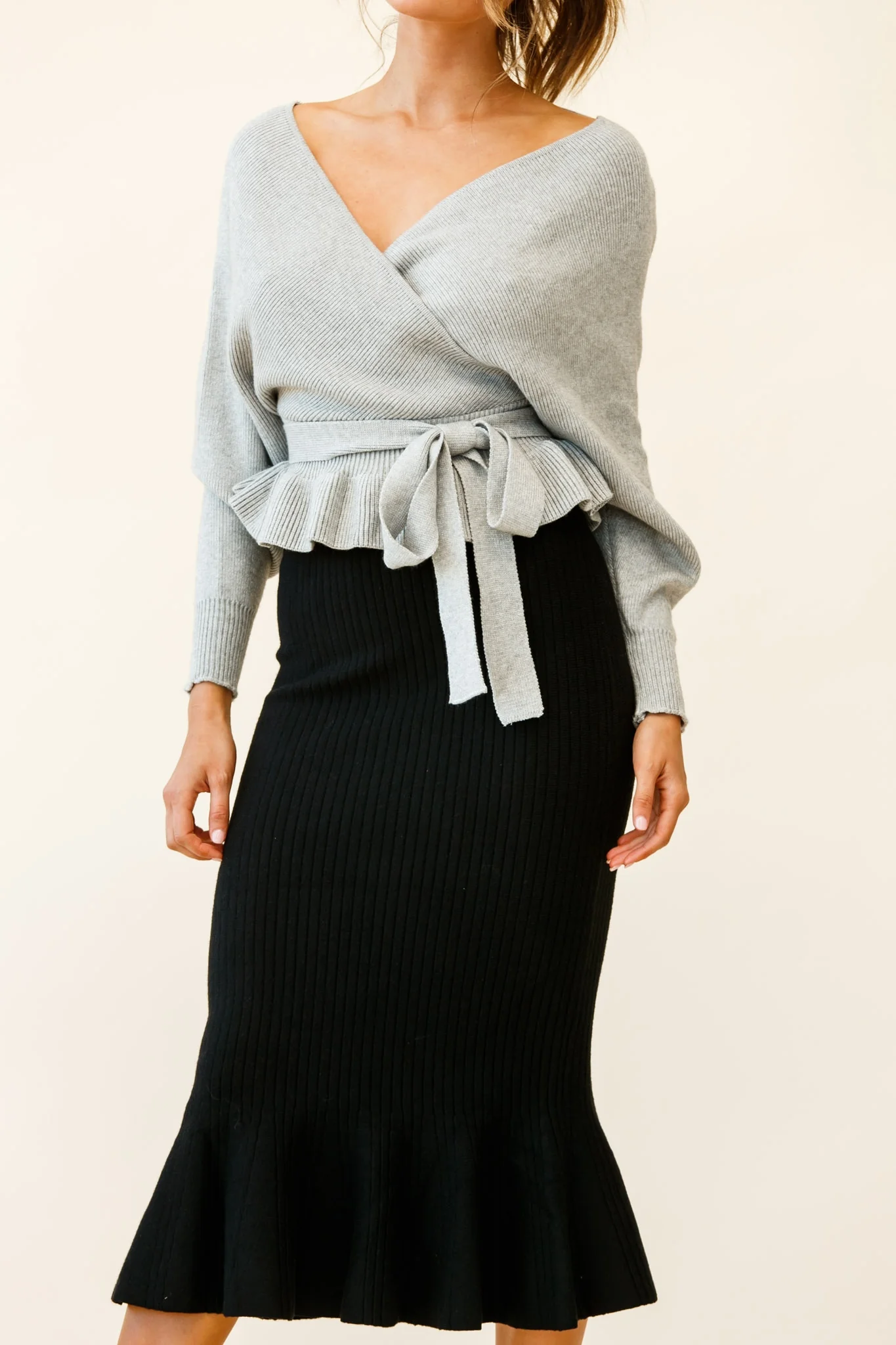 Amara Long Sleeve Knit Top Grey - Image 4