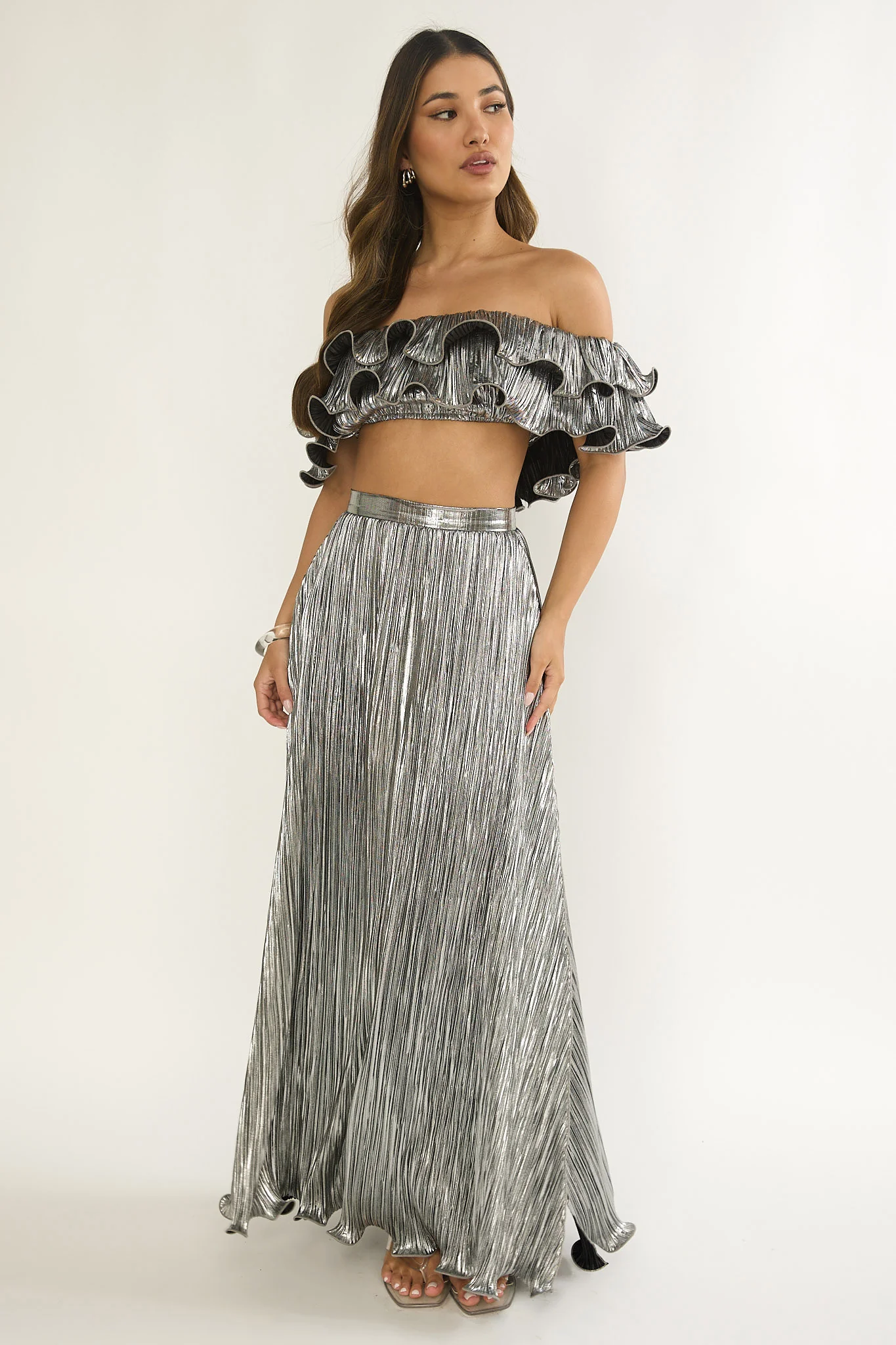 Amaria Off-Shoulder Lettuce Edge Crop Top Silver - Image 5