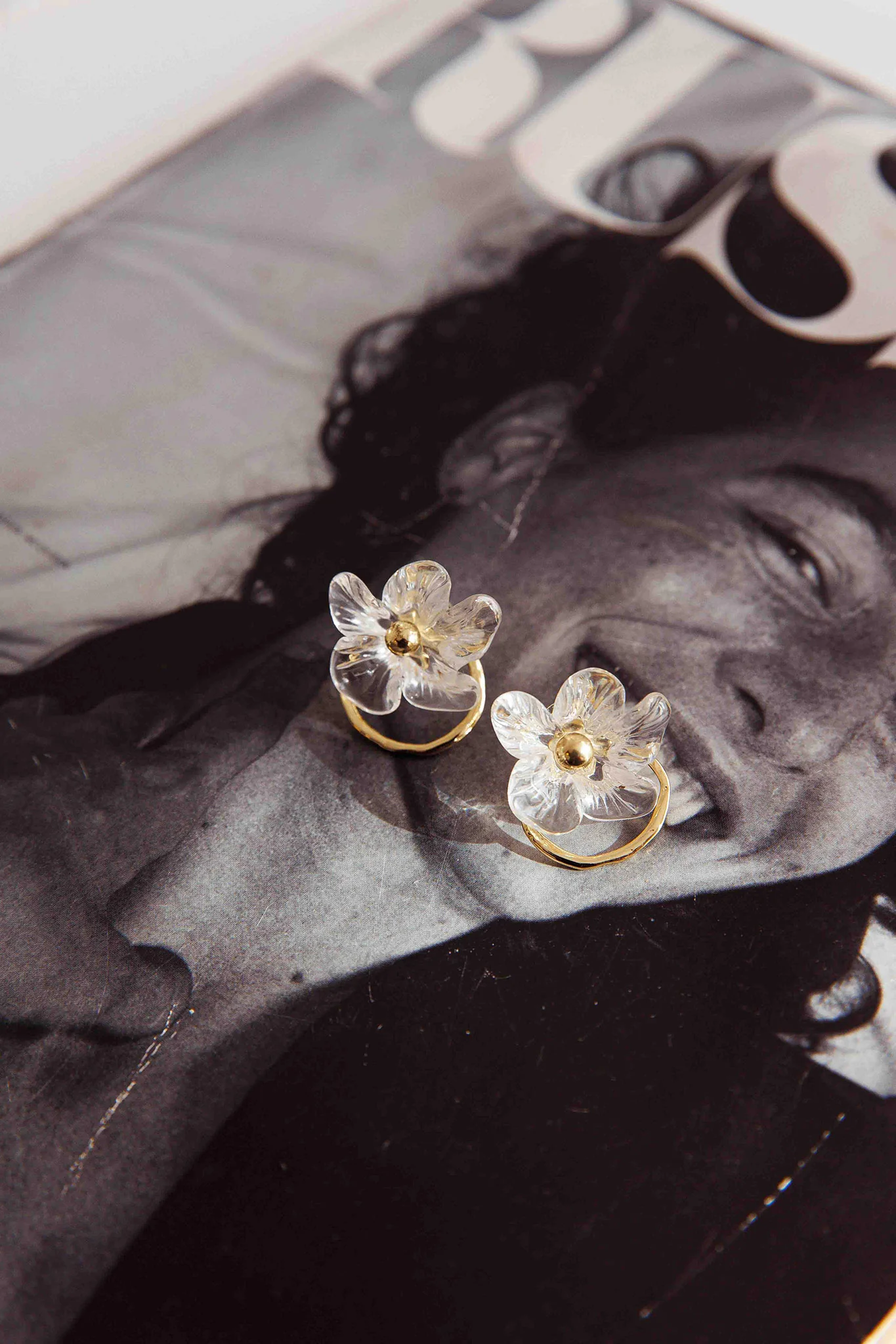 Andrea Clear Flower Earrings Gold - Image 4