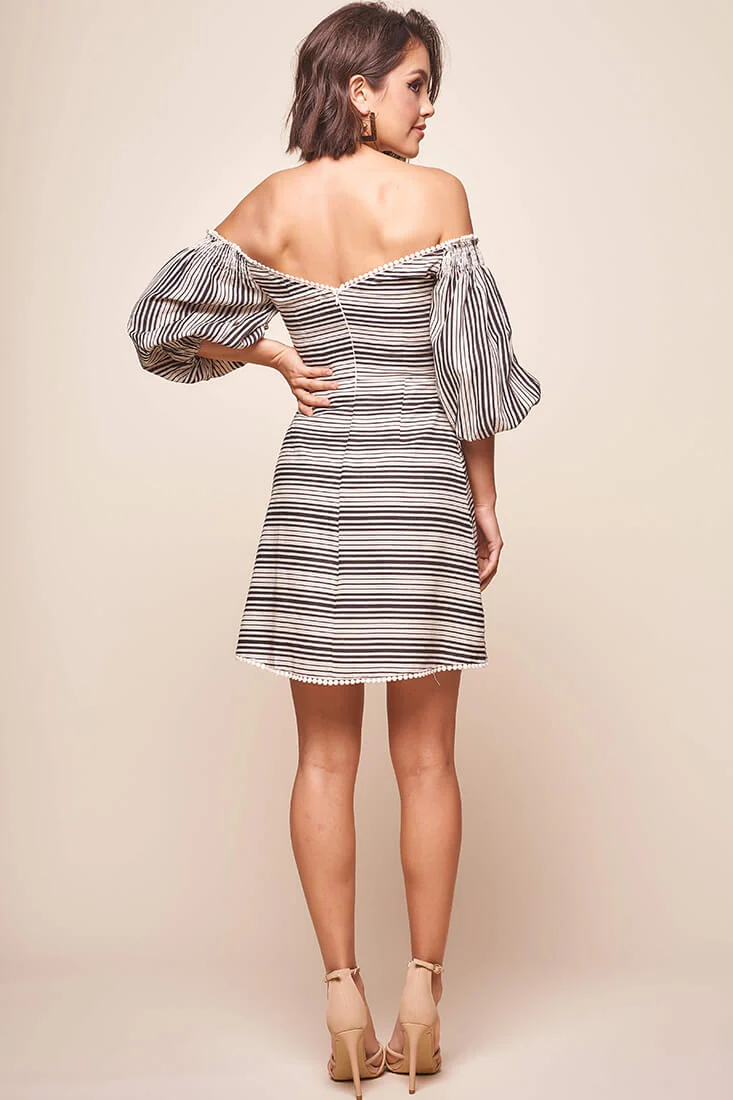 Antoinette Off-Shoulder Puff Sleeve Dress Black - Image 4