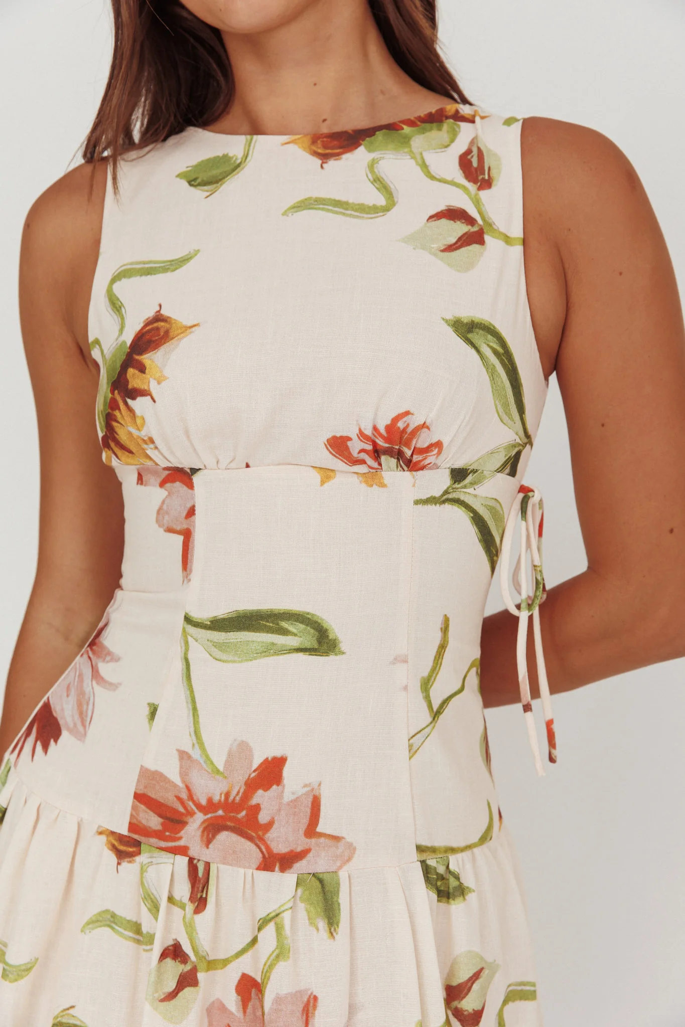 Audraya Drop Waist Maxi Dress Floral Beige - Image 3
