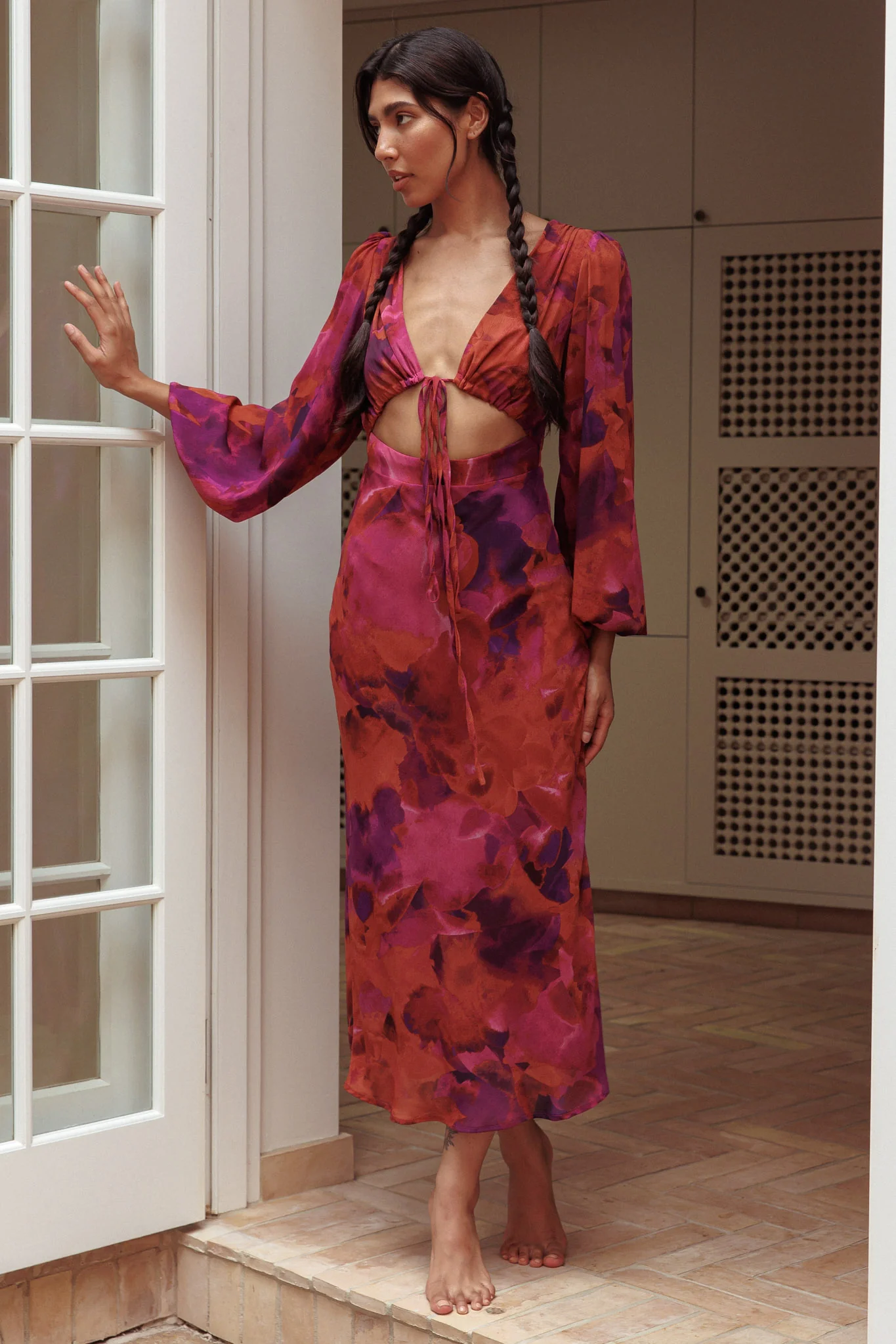 Aurora Dreams Cut-Out Waist Midi Dress Dark Rose - Image 9