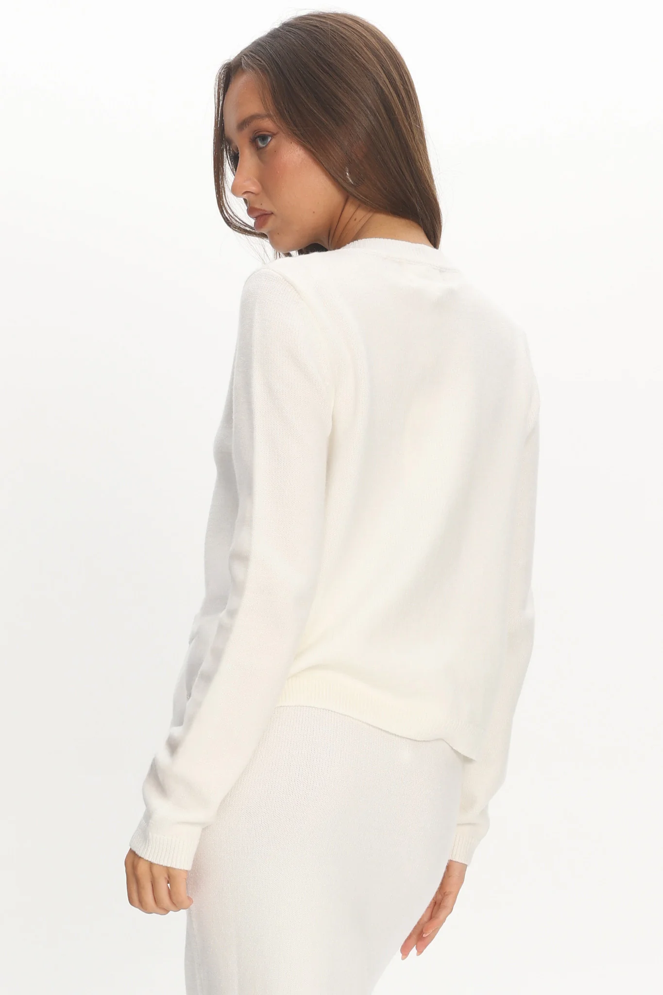 Autumn Breeze Curved Hem Knit Top Off White - Image 3