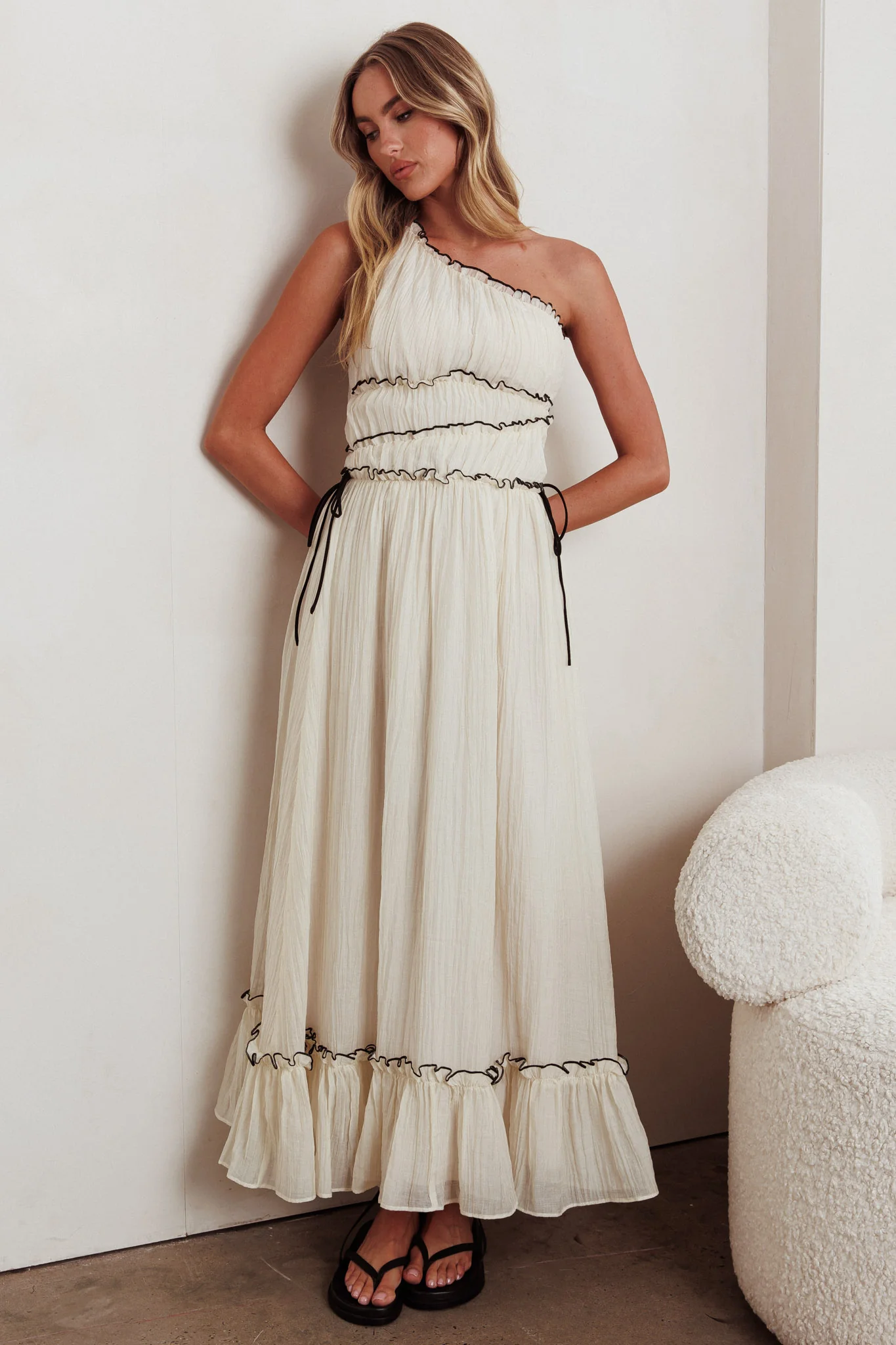 Ballad One-Shoulder Maxi Dress Cream - Image 6