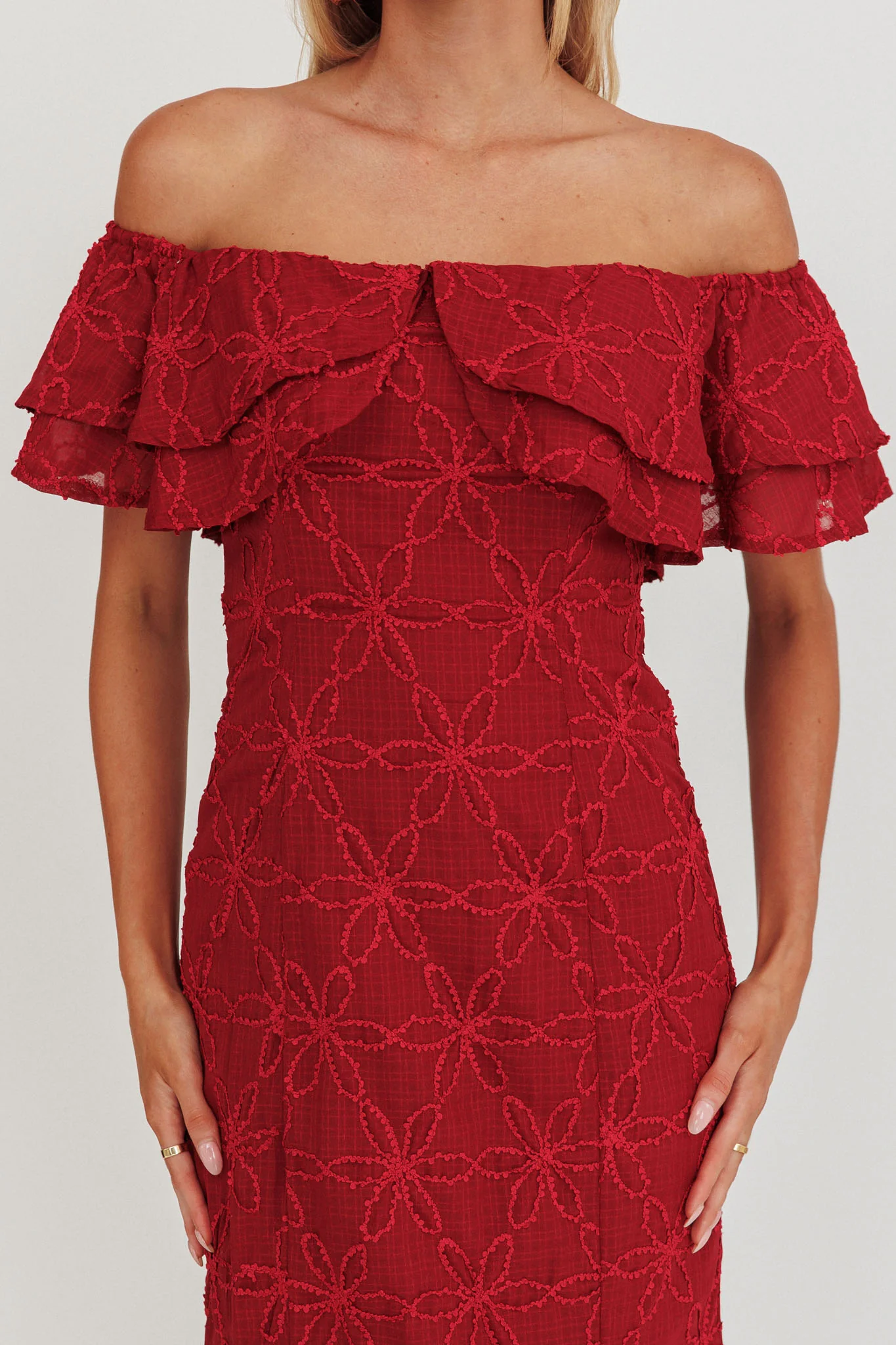 Beauty Within On-Off-Shoulder Maxi Dress Wine - Image 4