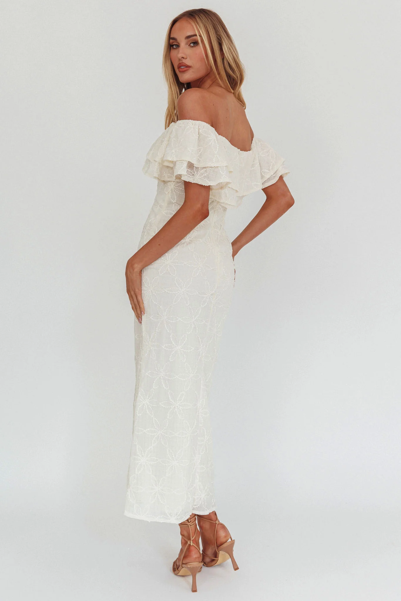 Beauty Within On-Off-Shoulder Maxi Dress Cream - Image 2