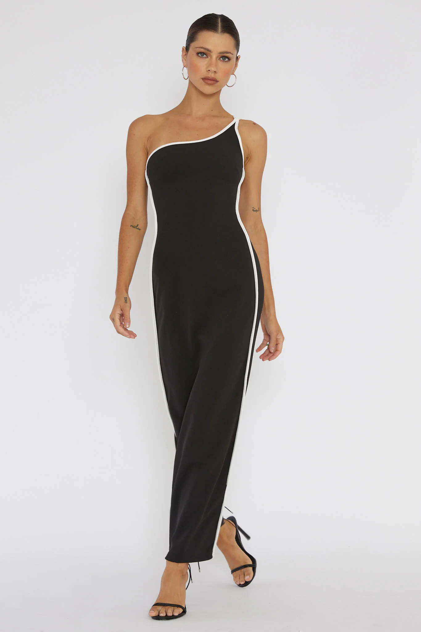 Brandee One-Shoulder Laced Back Dress Black - Image 5