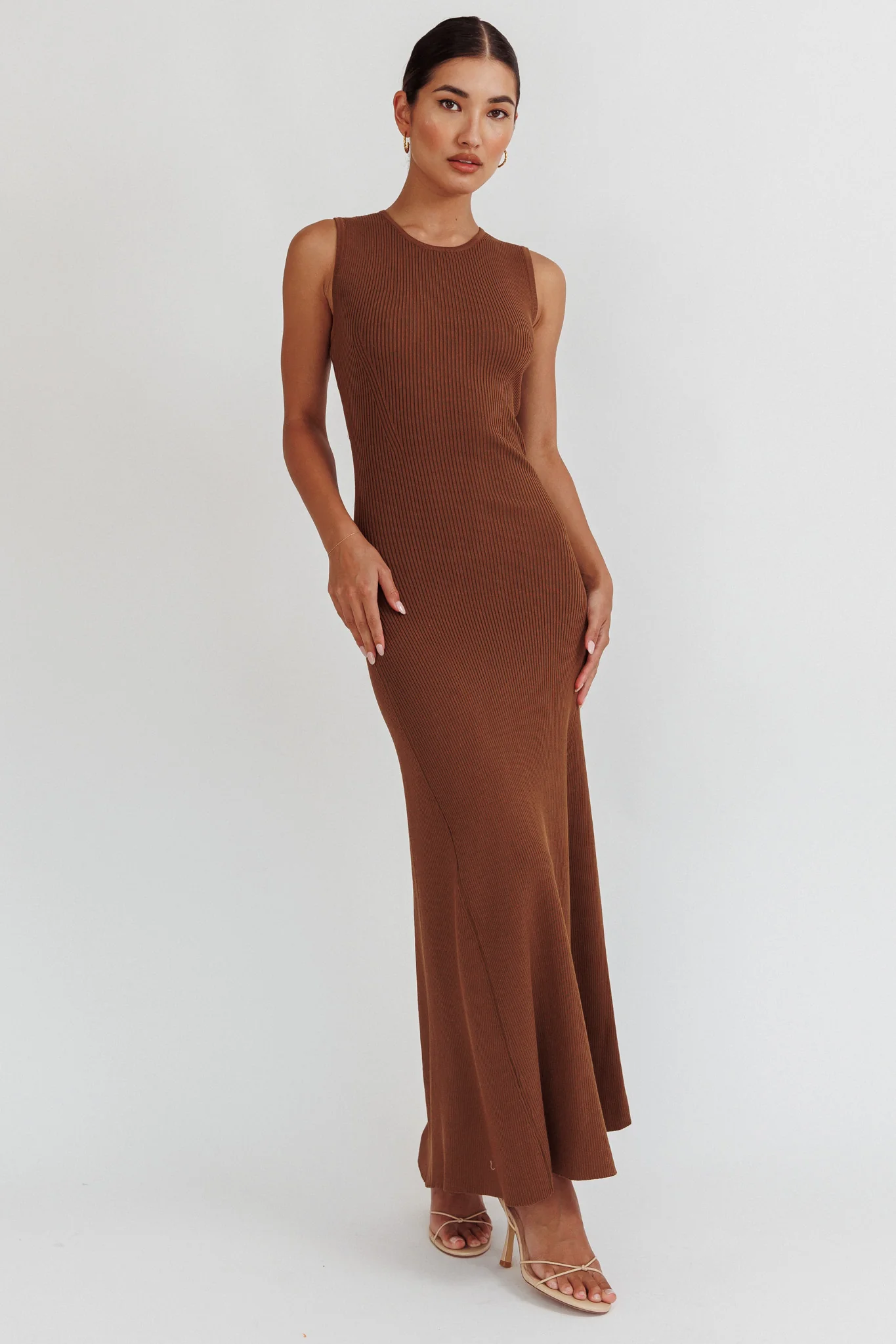 Braylee Sleeveless Ribbed Knit Maxi Dress Chocolate - Image 3