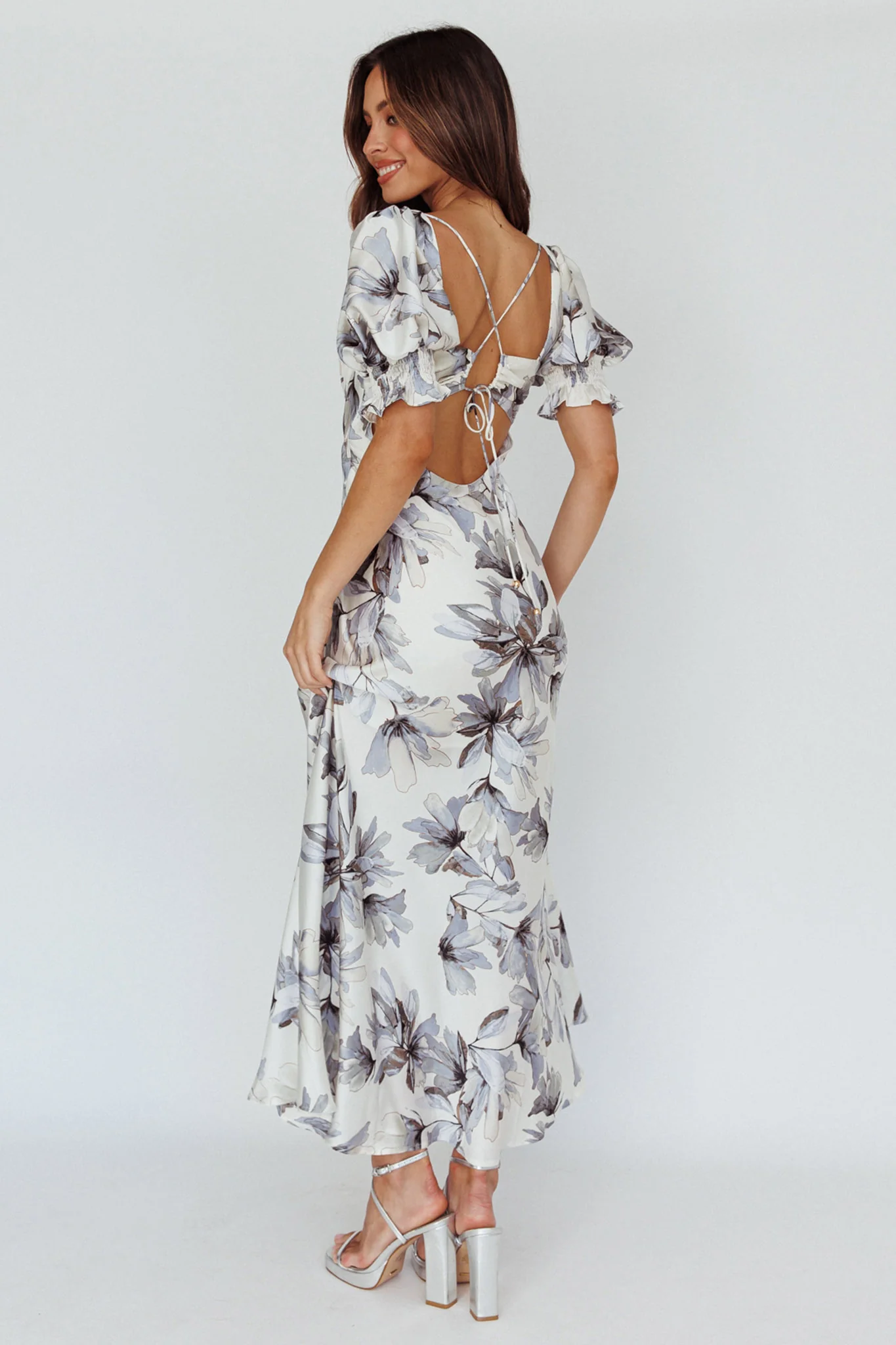 Brigita Tied Back Maxi Dress Floral Blue - Image 2