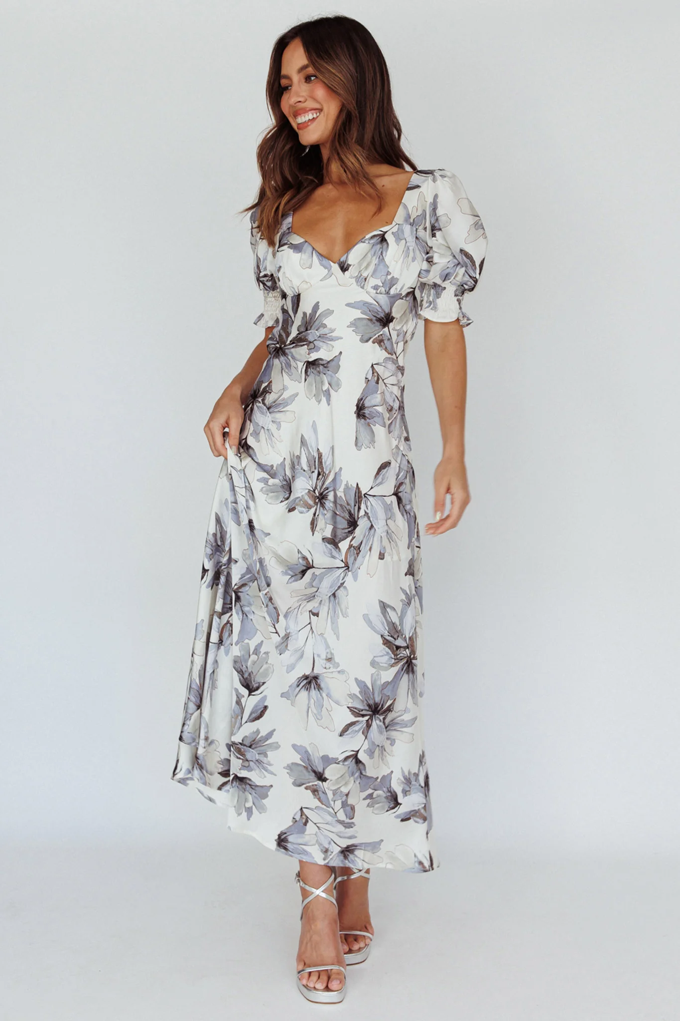 Brigita Tied Back Maxi Dress Floral Blue - Image 3