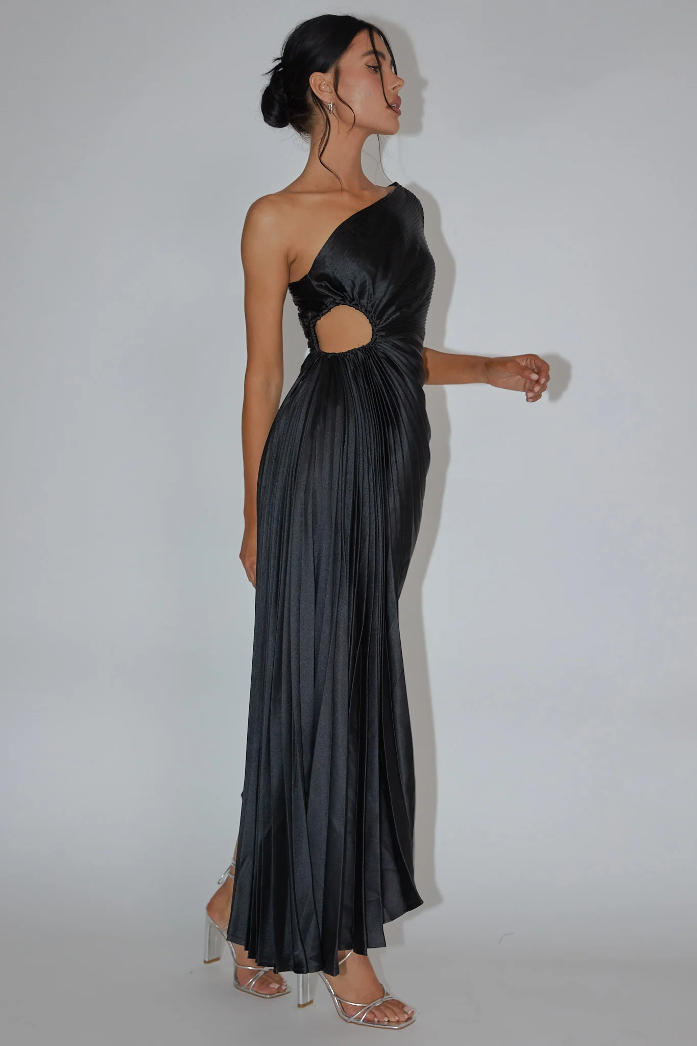Brooklynn One-Shoulder Accordion Pleat Dress Black - Image 3