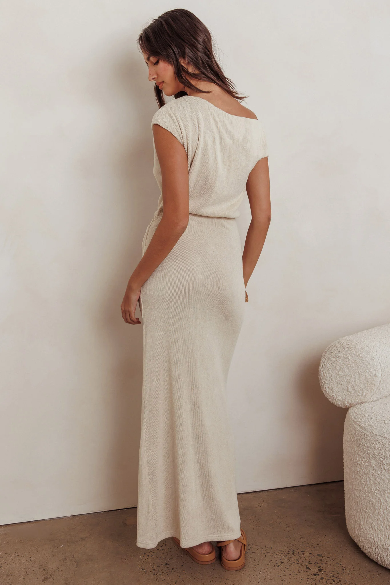 Calculated Ribbed Knit Maxi Dress Oat - Image 3
