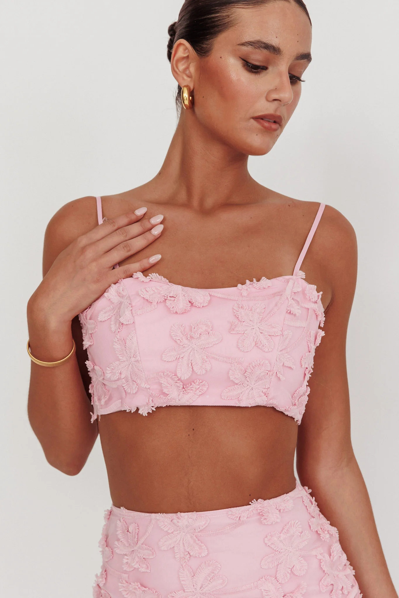 Casi Tied Back Crop Top Embroidered Baby Pink - Image 2