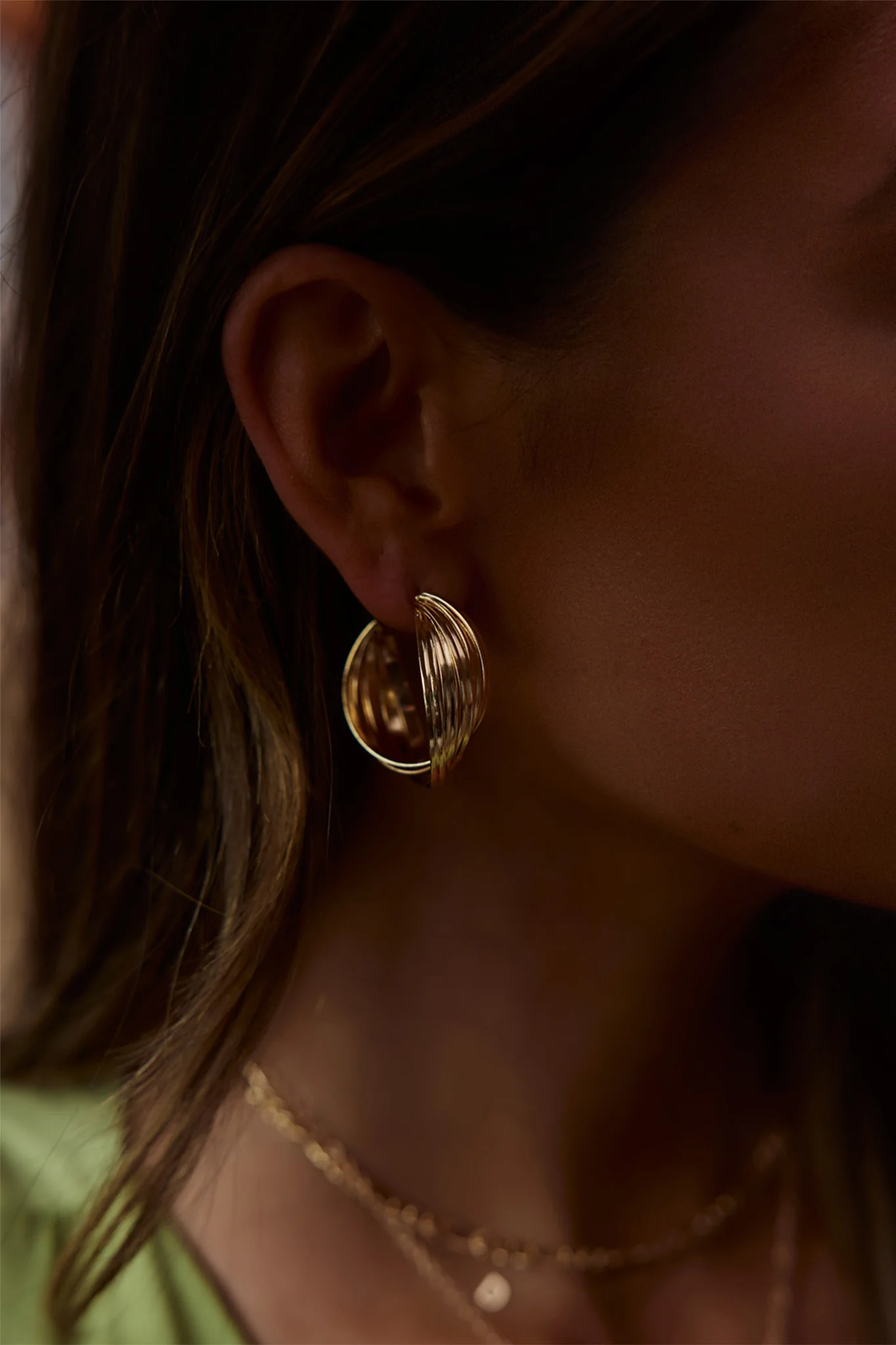 Celia Twist Hoop Earrings Gold - Image 6