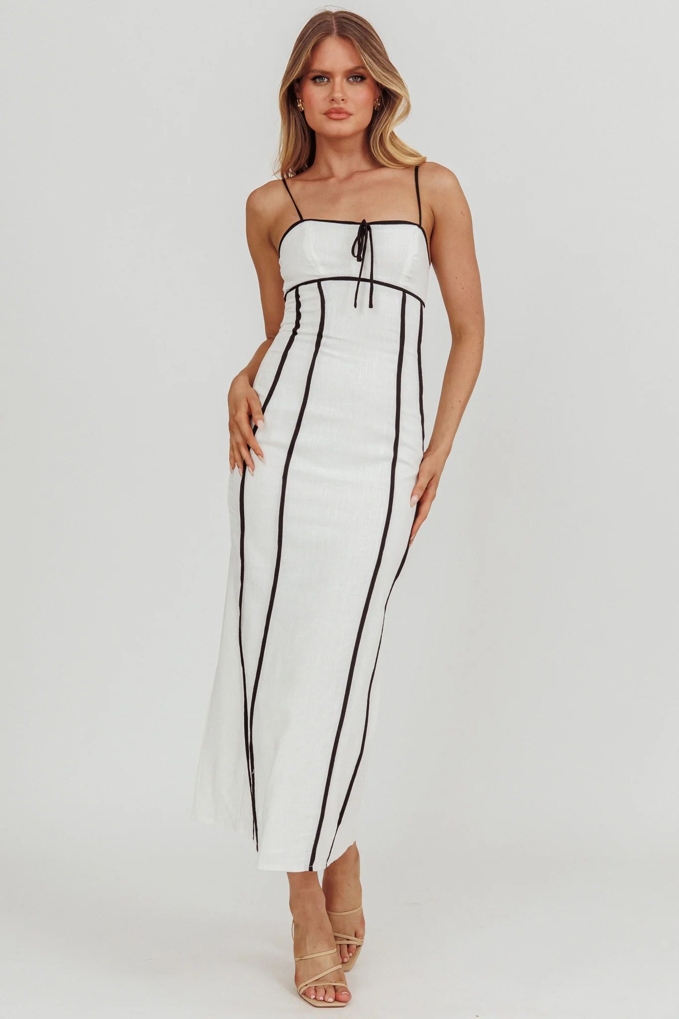 Chamberlain Contrast Maxi Dress White - Image 5