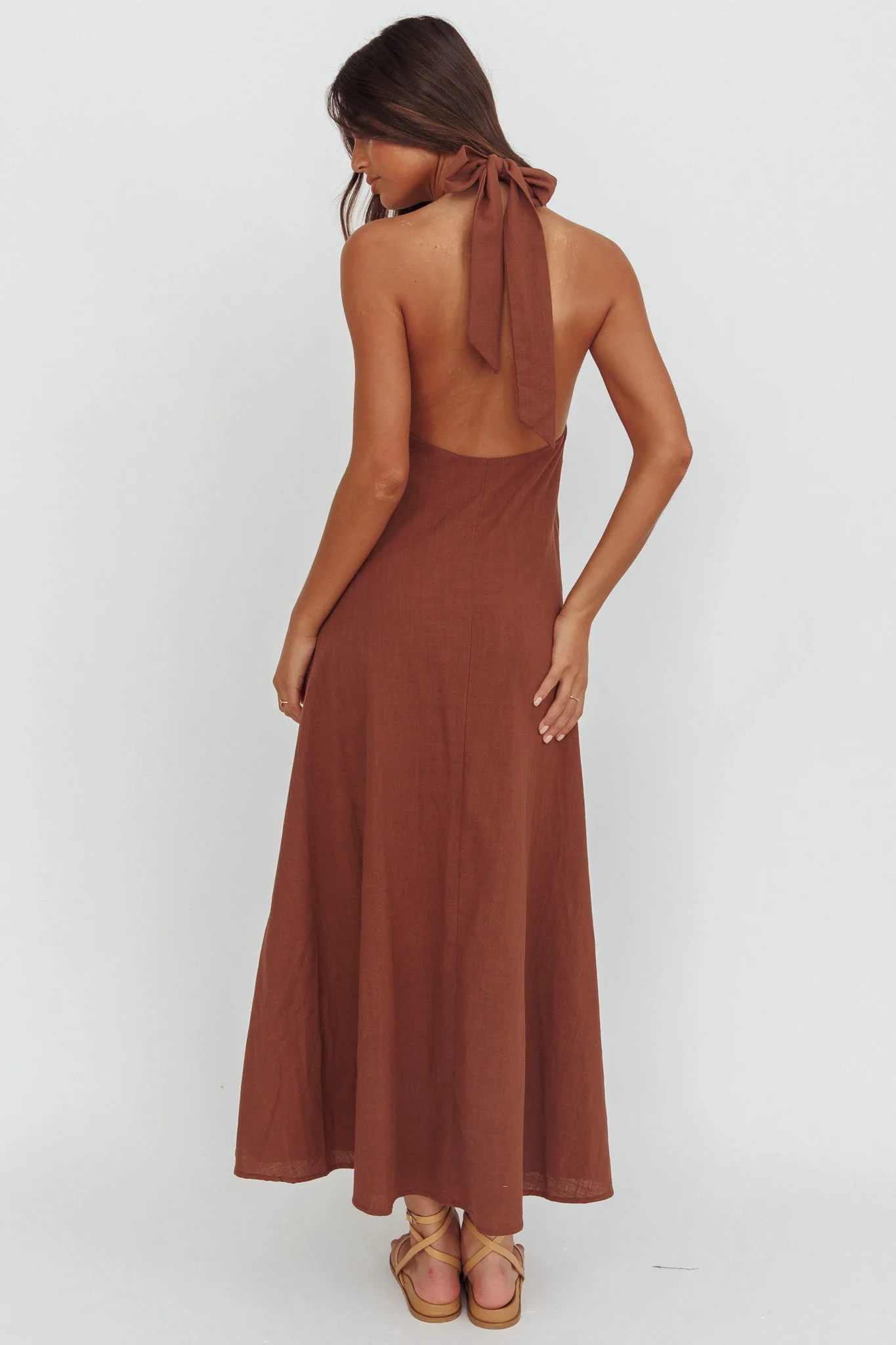 Cheer Twist Halterneck Maxi Dress Chocolate - Image 2