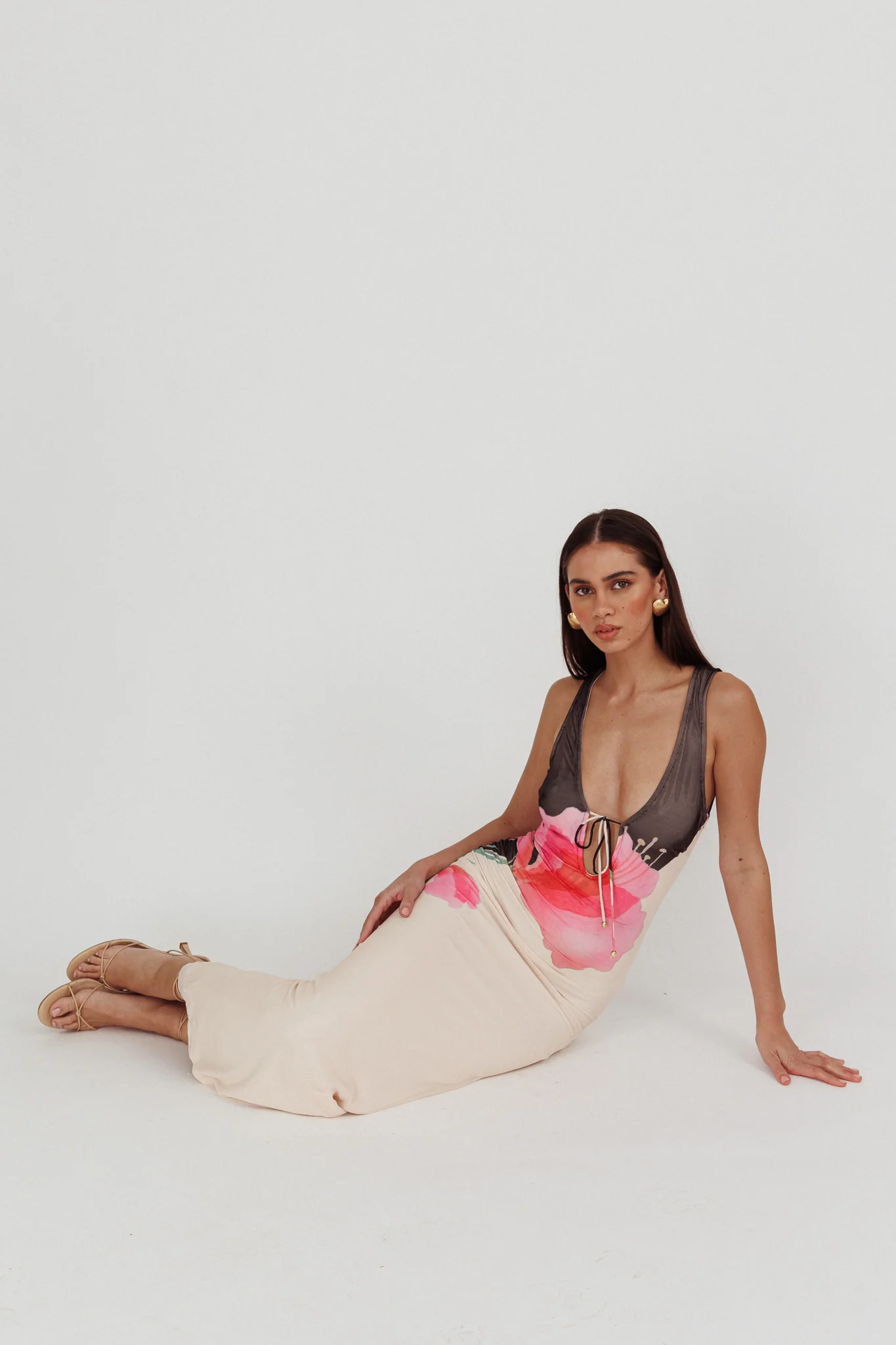 Cinders Tied Plunging Neckline Maxi Dress Flower Black - Image 6