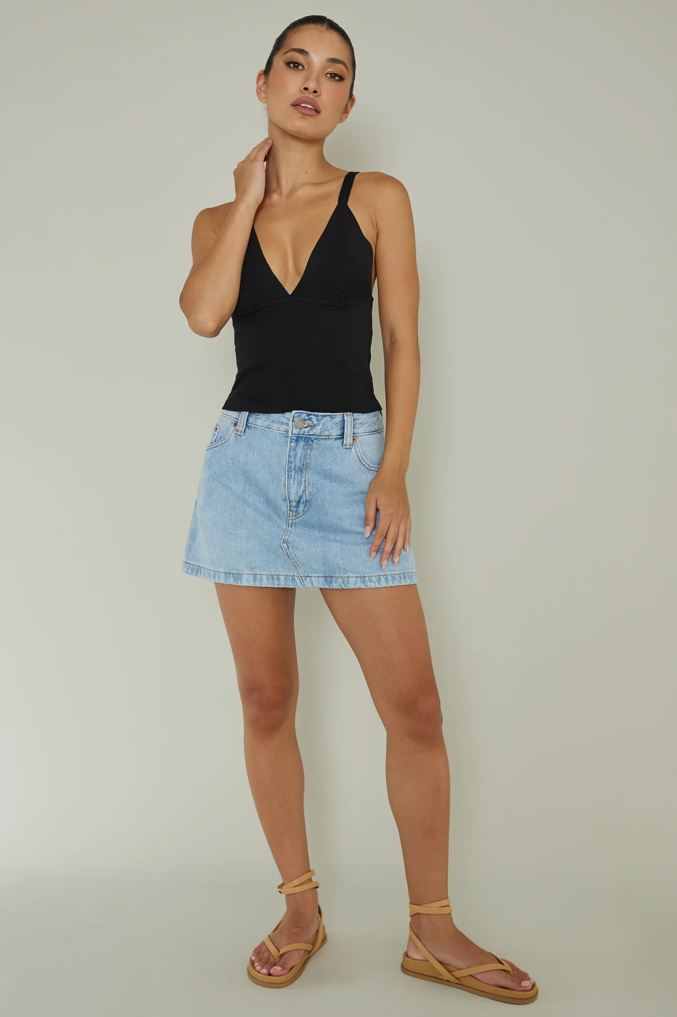 City V-Neck Knit Top Black - Image 3