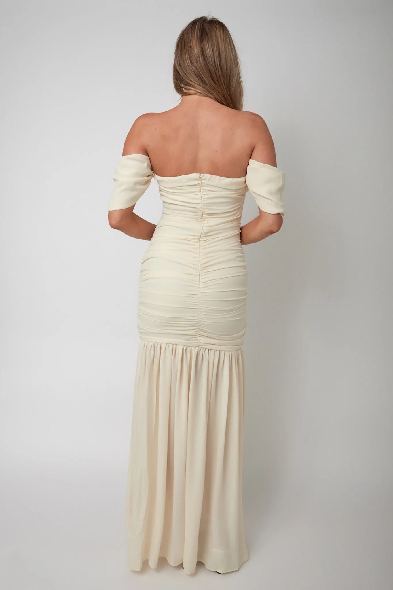 Dalisha Off Shoulder Ruched Maxi Dress Cream - Image 2