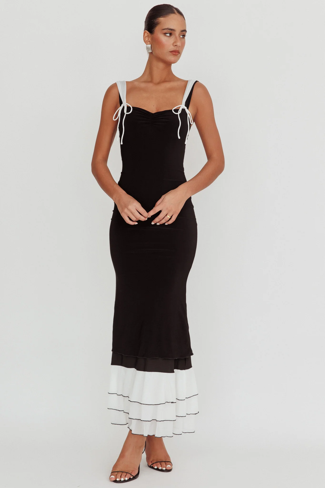 Daydreamers Ruffle Maxi Dress Black - Image 3