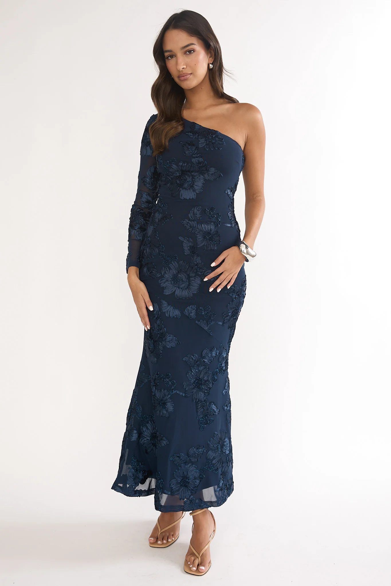Deanna One-Shoulder Sleeve Maxi Dress Embellished Navy - Image 4