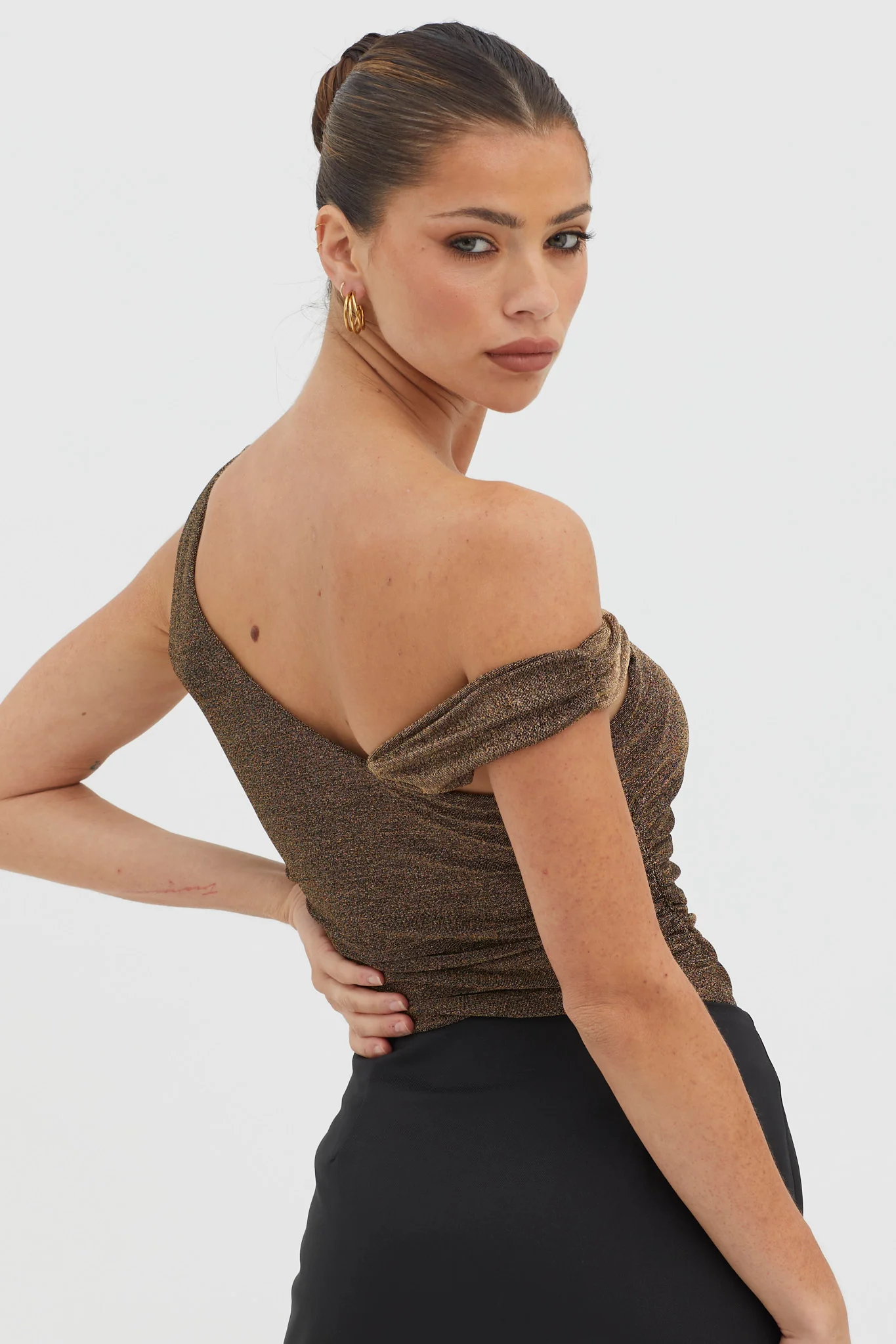 Deirdre Asymmetrical Strap Bodysuit Black/Gold - Image 2