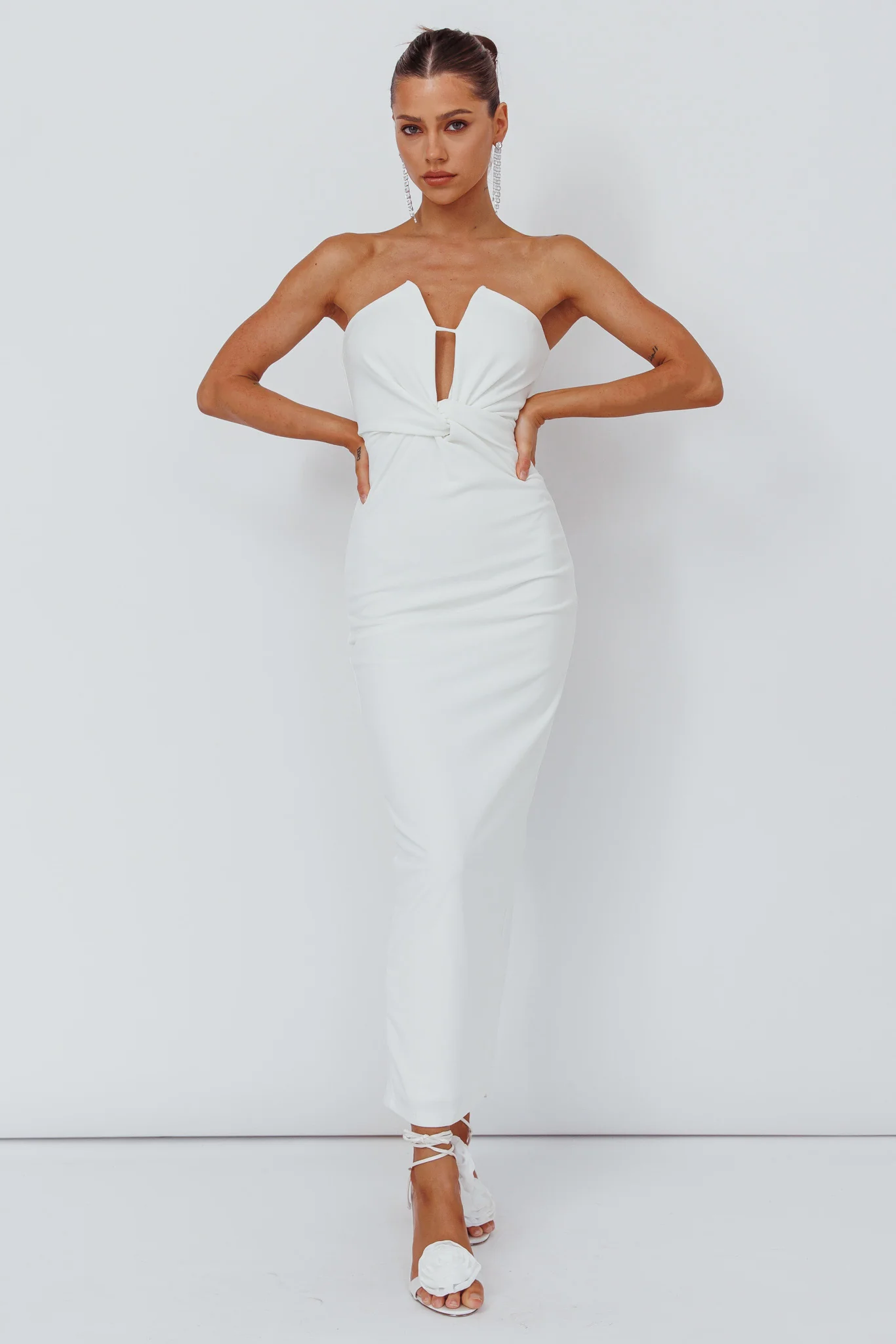 Deonne Twist Waist Midi Dress White - Image 3