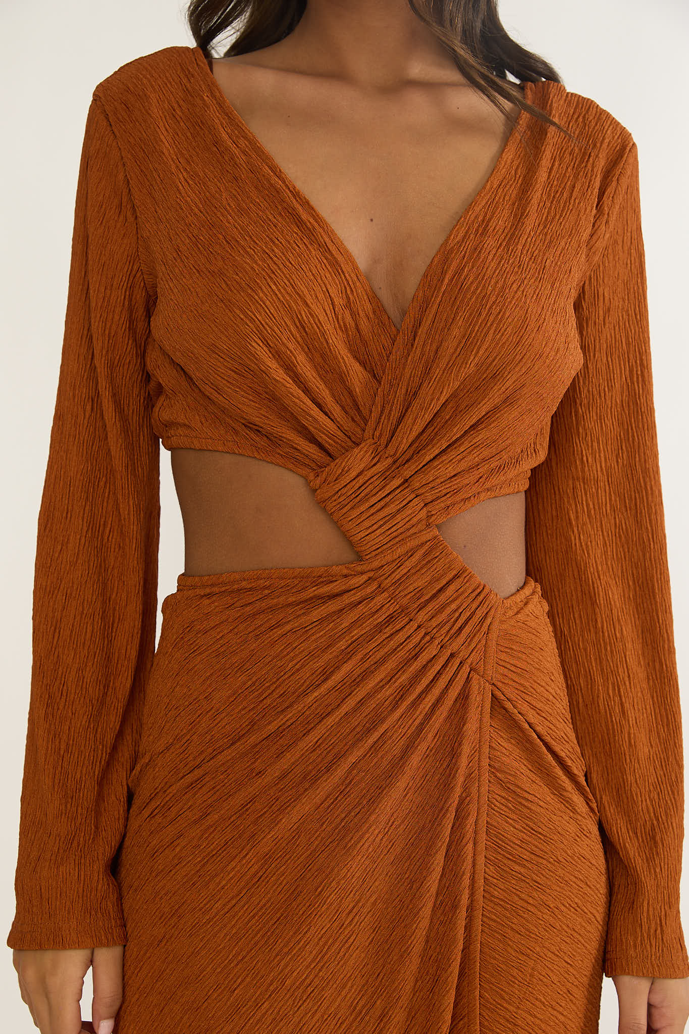 Desert Muse Cut-Out Twist Maxi Dress Ginger - Image 5