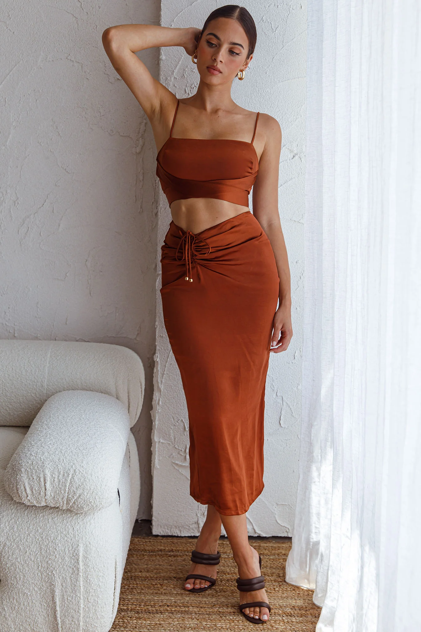Desert Skies Square Neckline Tie Back Crop Top Chocolate - Image 7