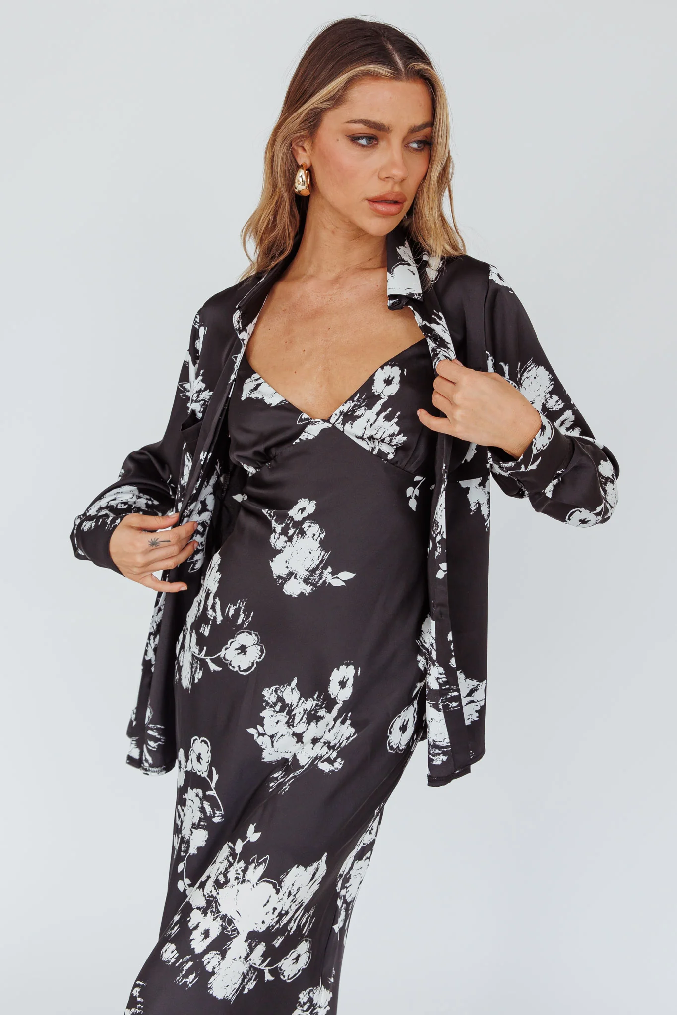 Dillon Long Sleeve Satin Shirt Floral Black - Image 5