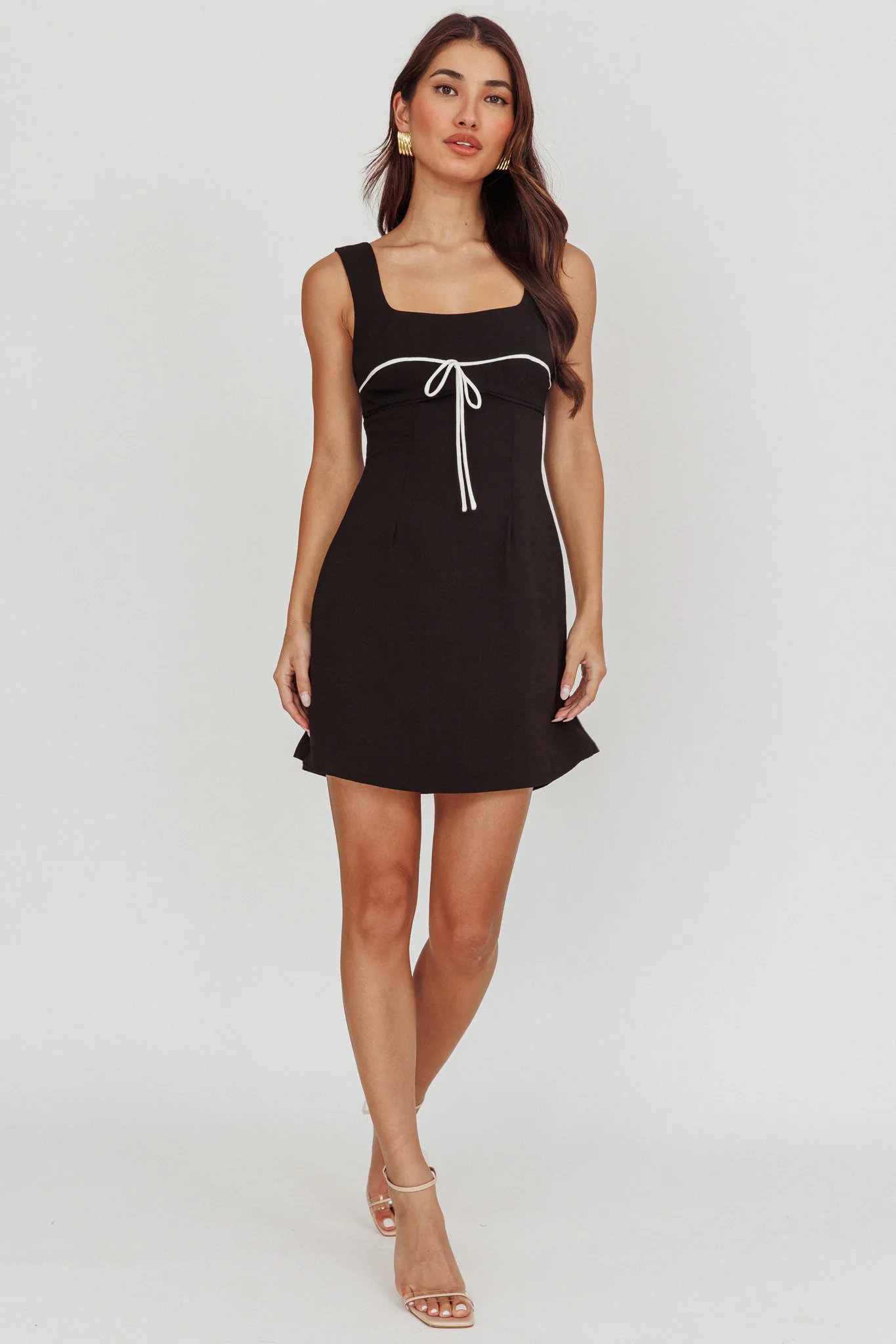 Doves Contrast Bow Mini Dress Black - Image 3
