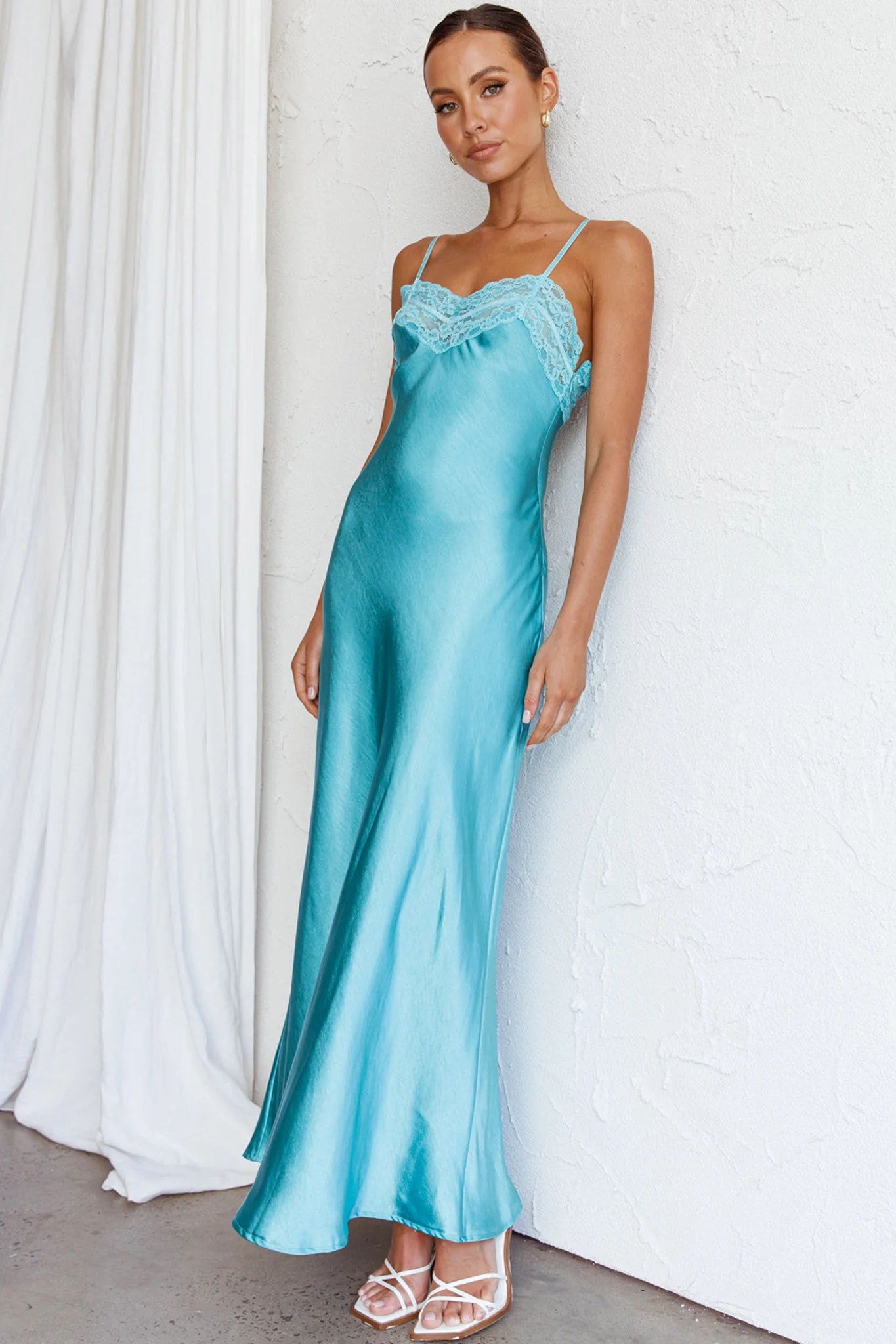East Coast Lace Bust Midi Dress Aqua Blue - Image 3
