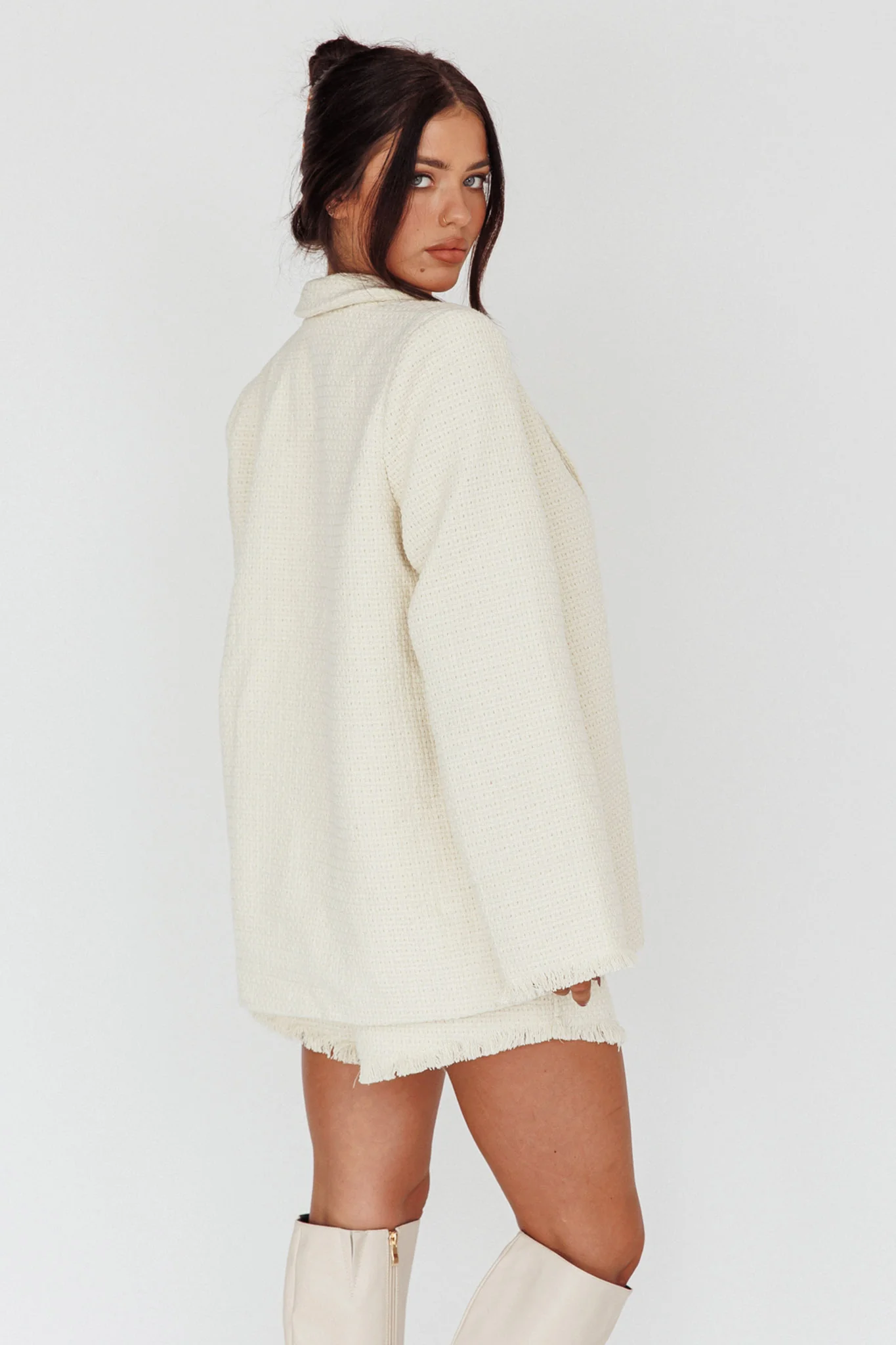 Ekaterina Tweed Raw Edge Shorts Cream - Image 3