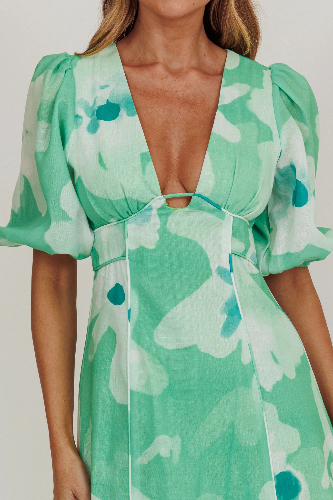 Elias Puff Sleeve Midi Dress Green - Image 4