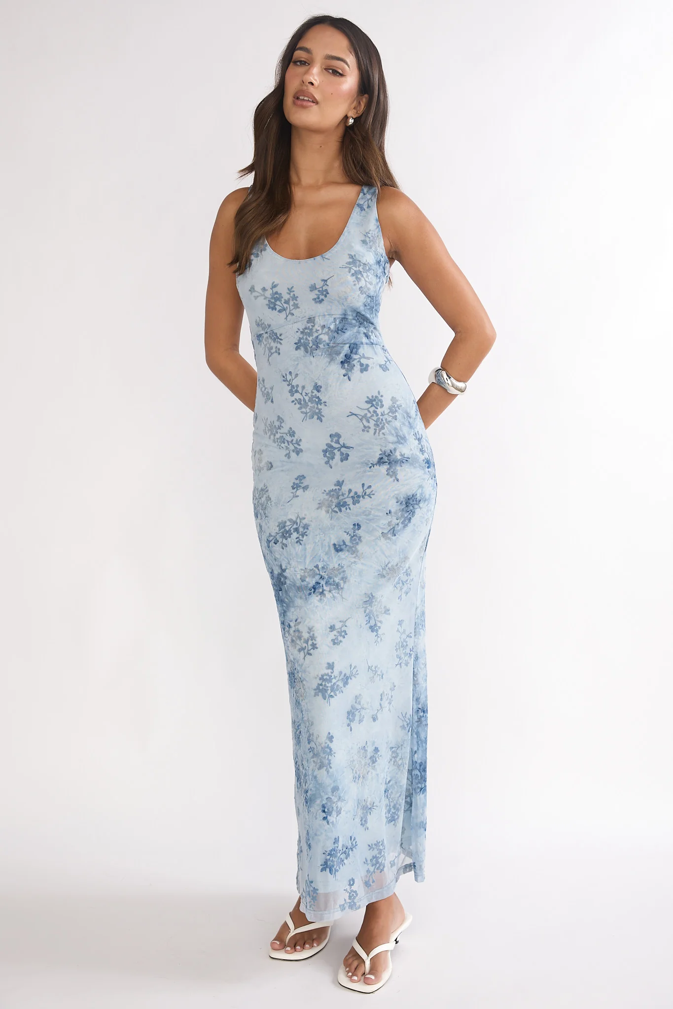 Elowra Mesh Maxi Dress Floral Blue - Image 4
