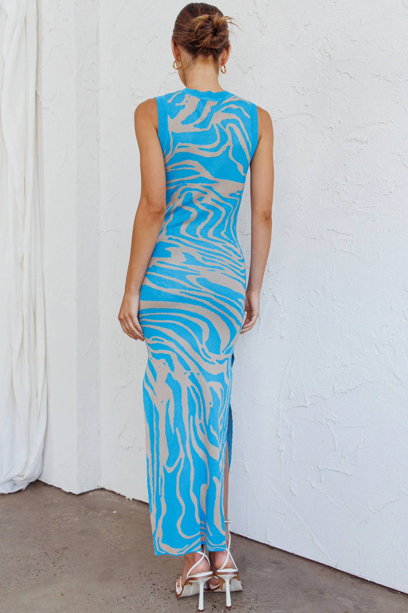 Elsinore Sleeveless Knit Maxi Dress Blue - Image 2