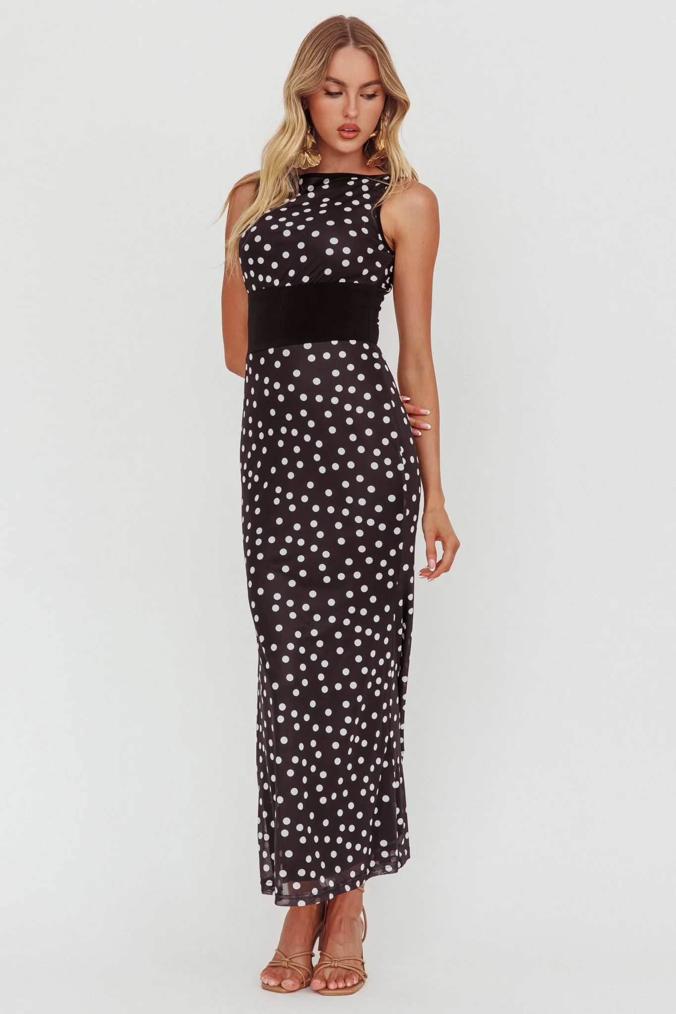 Elza Scoop Back Maxi Dress Spot Black - Image 4