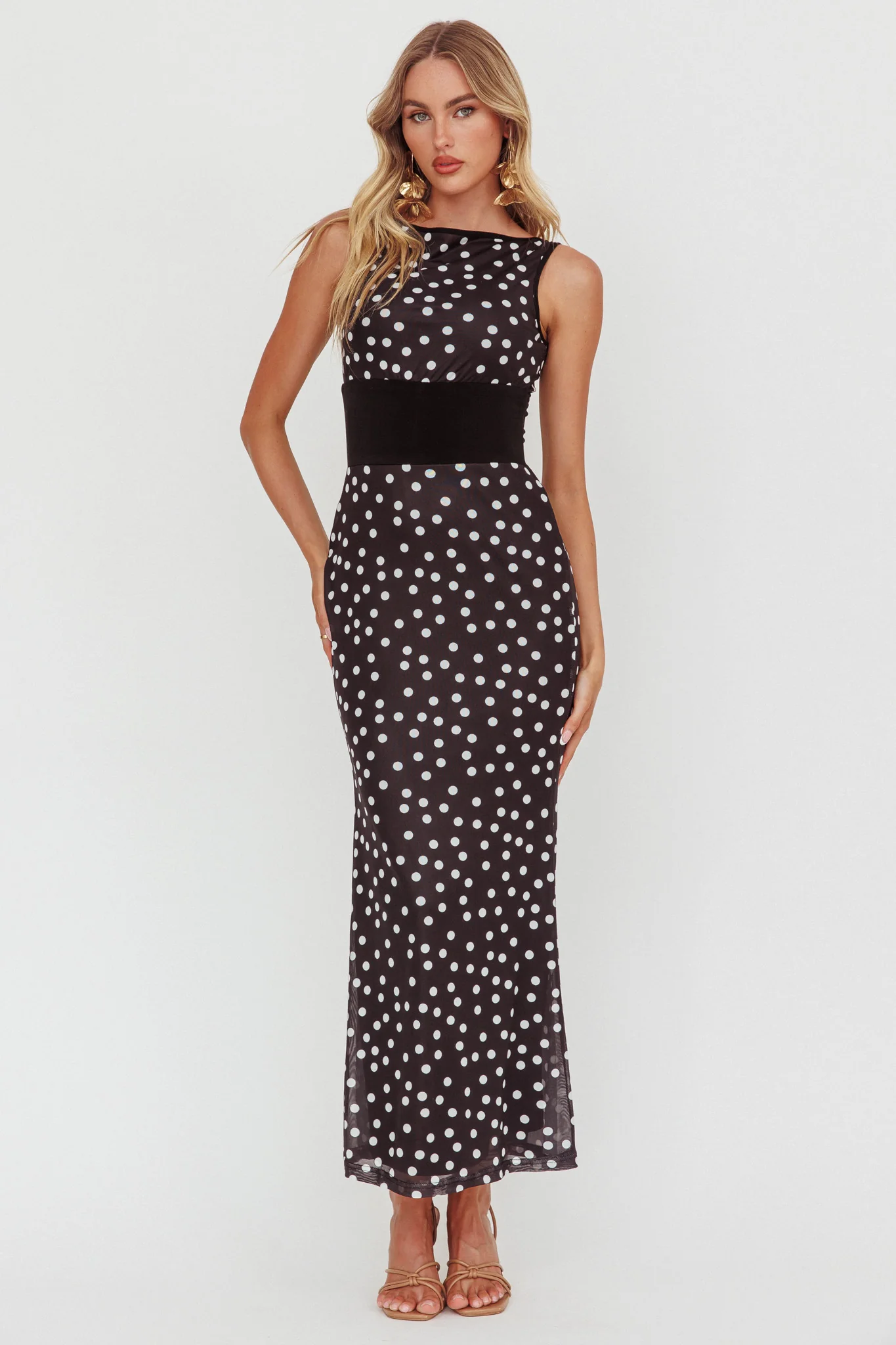 Elza Scoop Back Maxi Dress Spot Black - Image 5