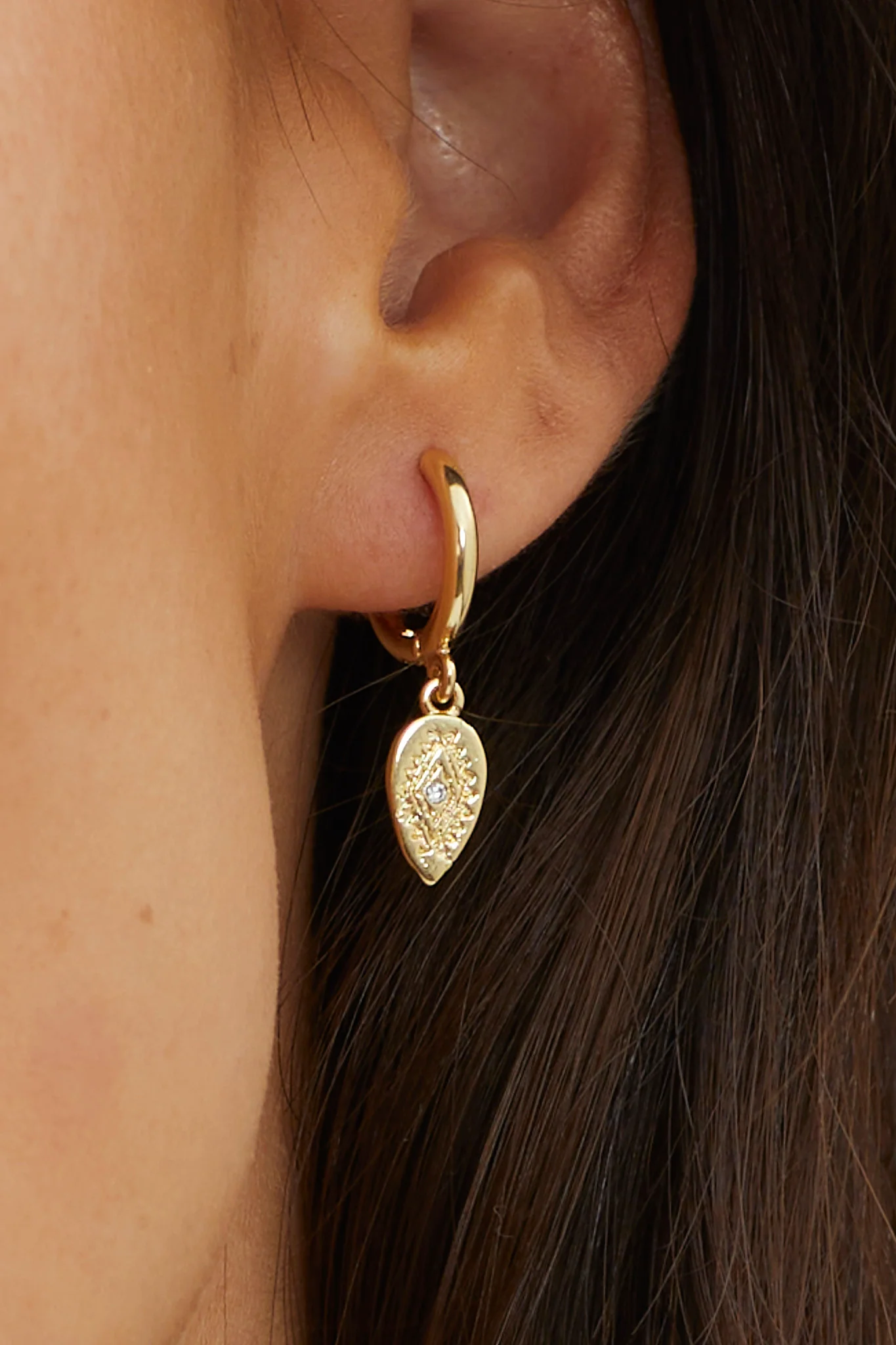 Emmie Teardrop Dangle Earrings Gold - Image 3