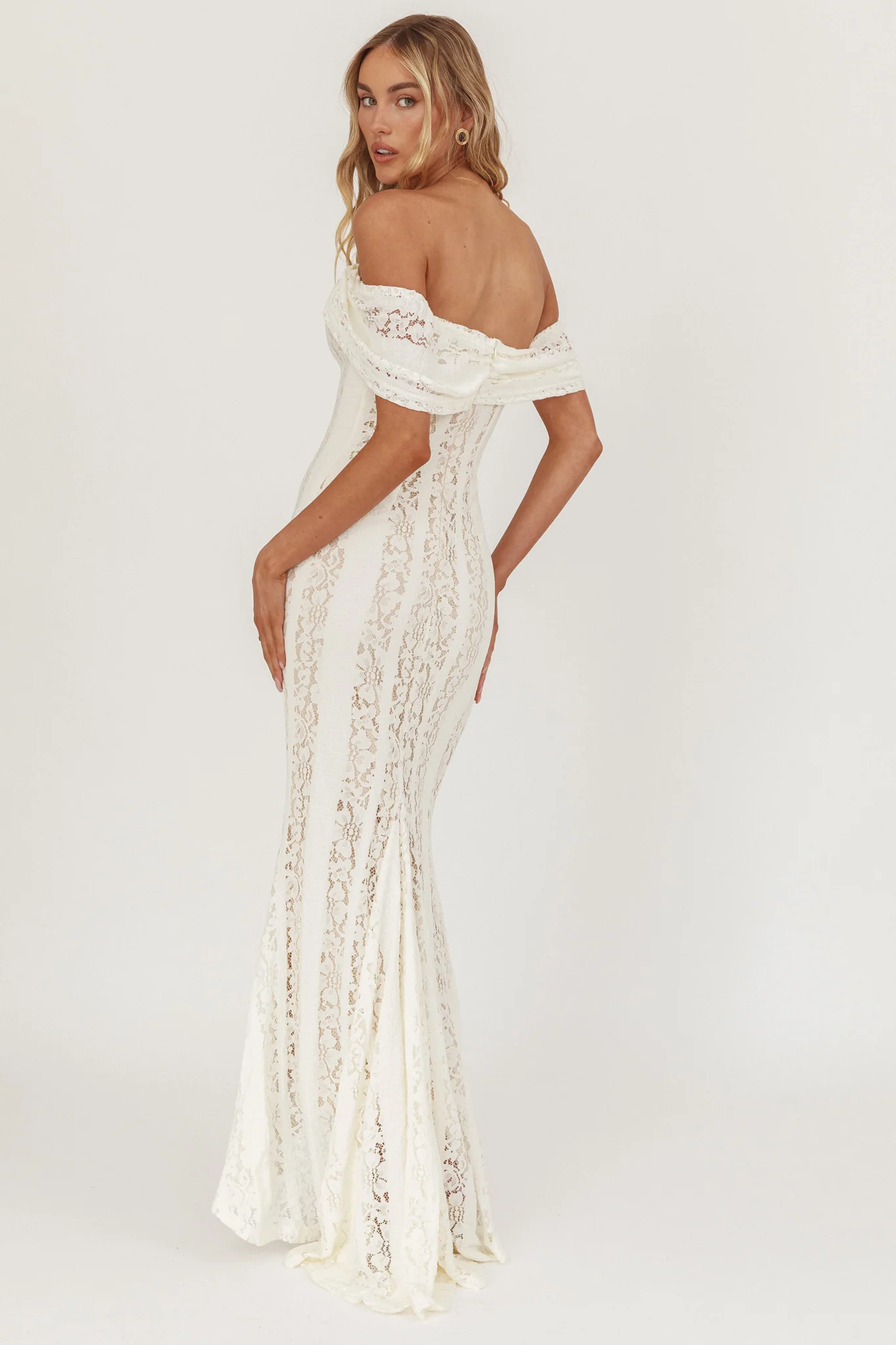 Enigma Off-Shoulder Maxi Dress Lace Cream - Image 2