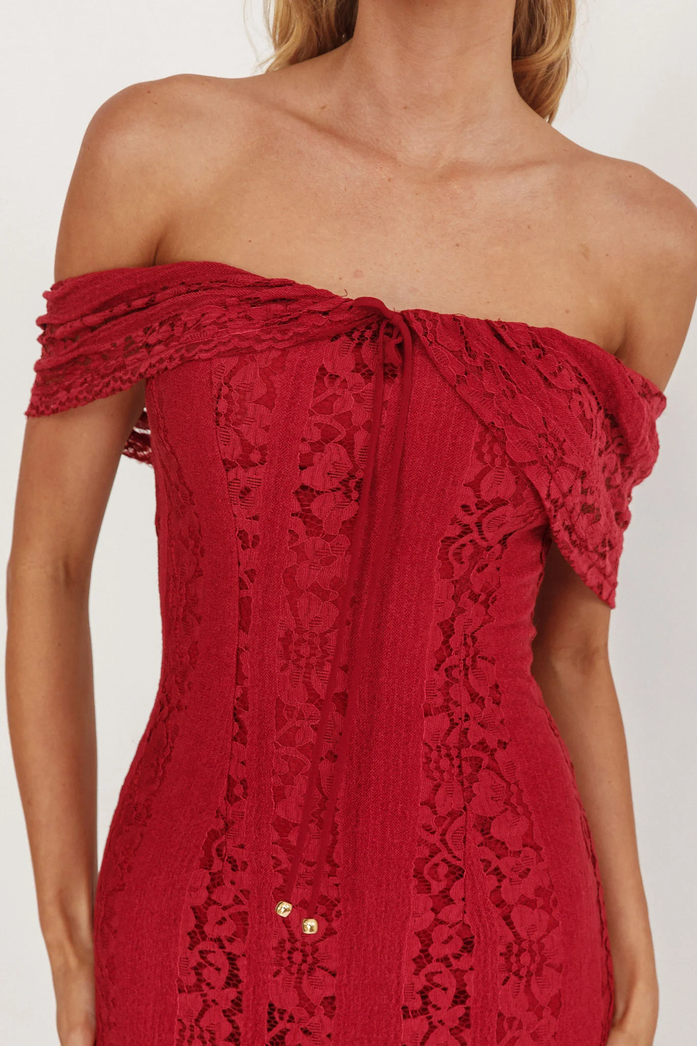 Enigma Off-Shoulder Maxi Dress Lace Wine - Image 3