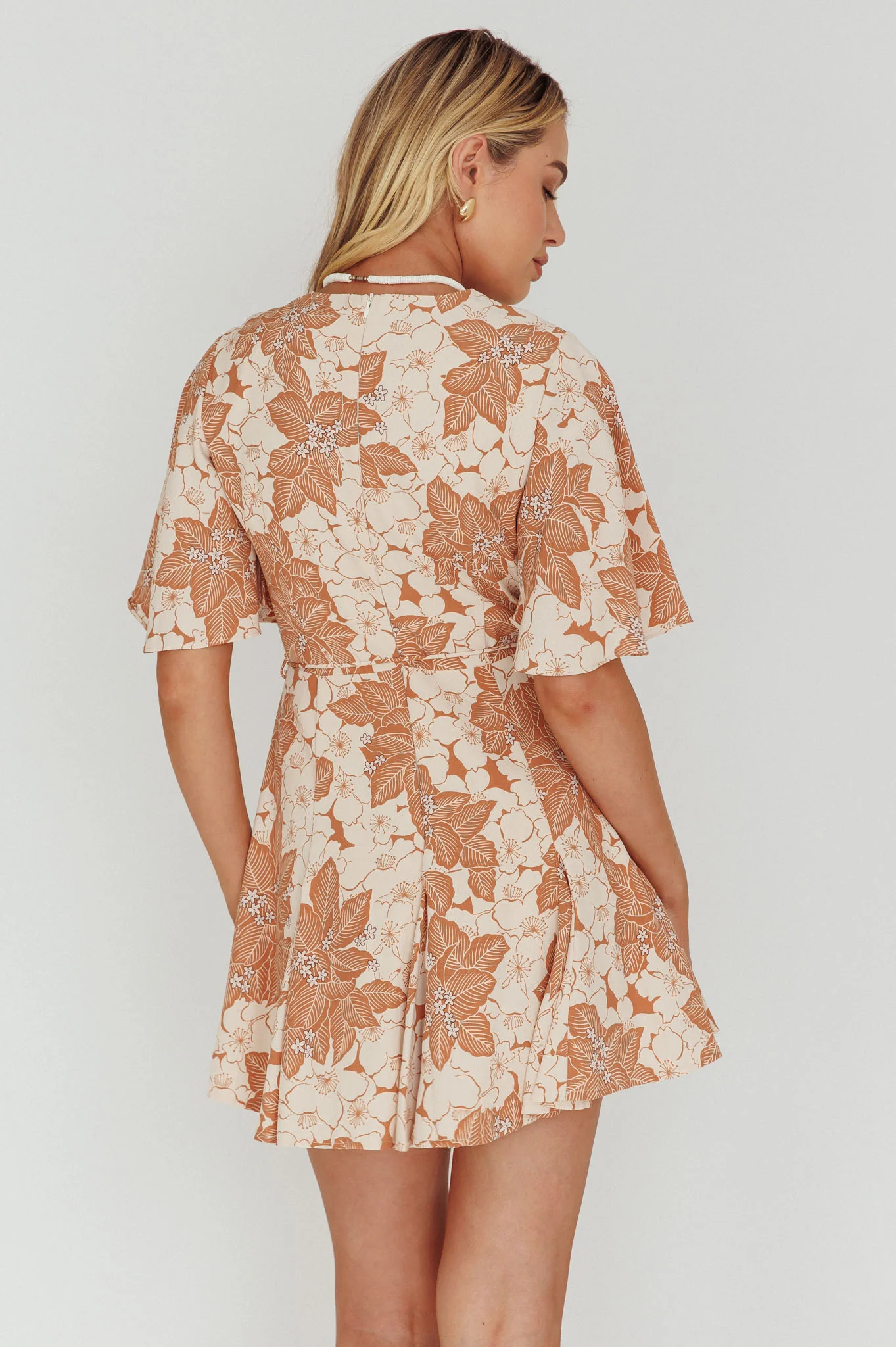 Estelle Angel Sleeve Dress Floral Brown - Image 2