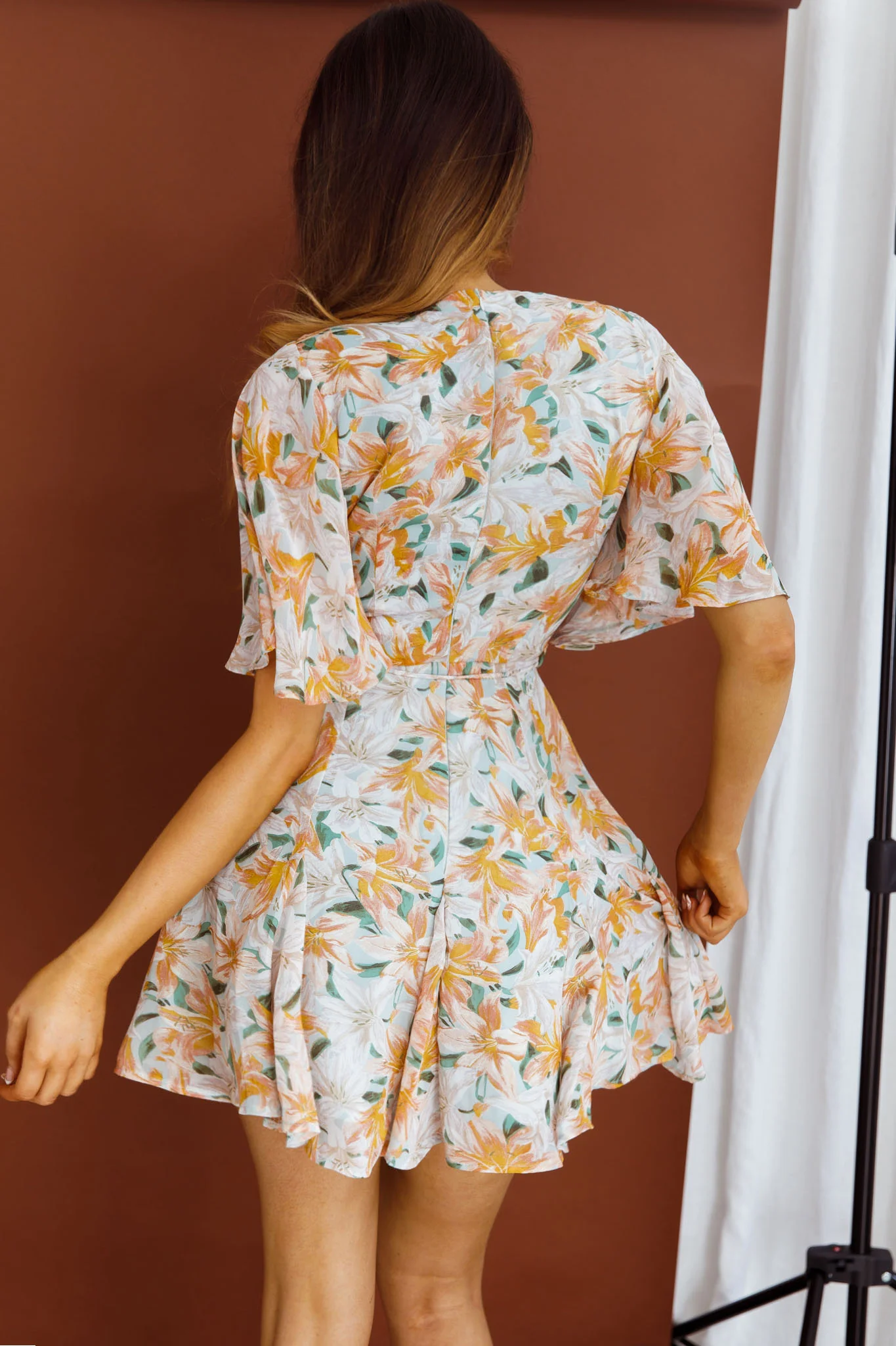 Estelle Angel Sleeve Dress Lily Print Blue - Image 2