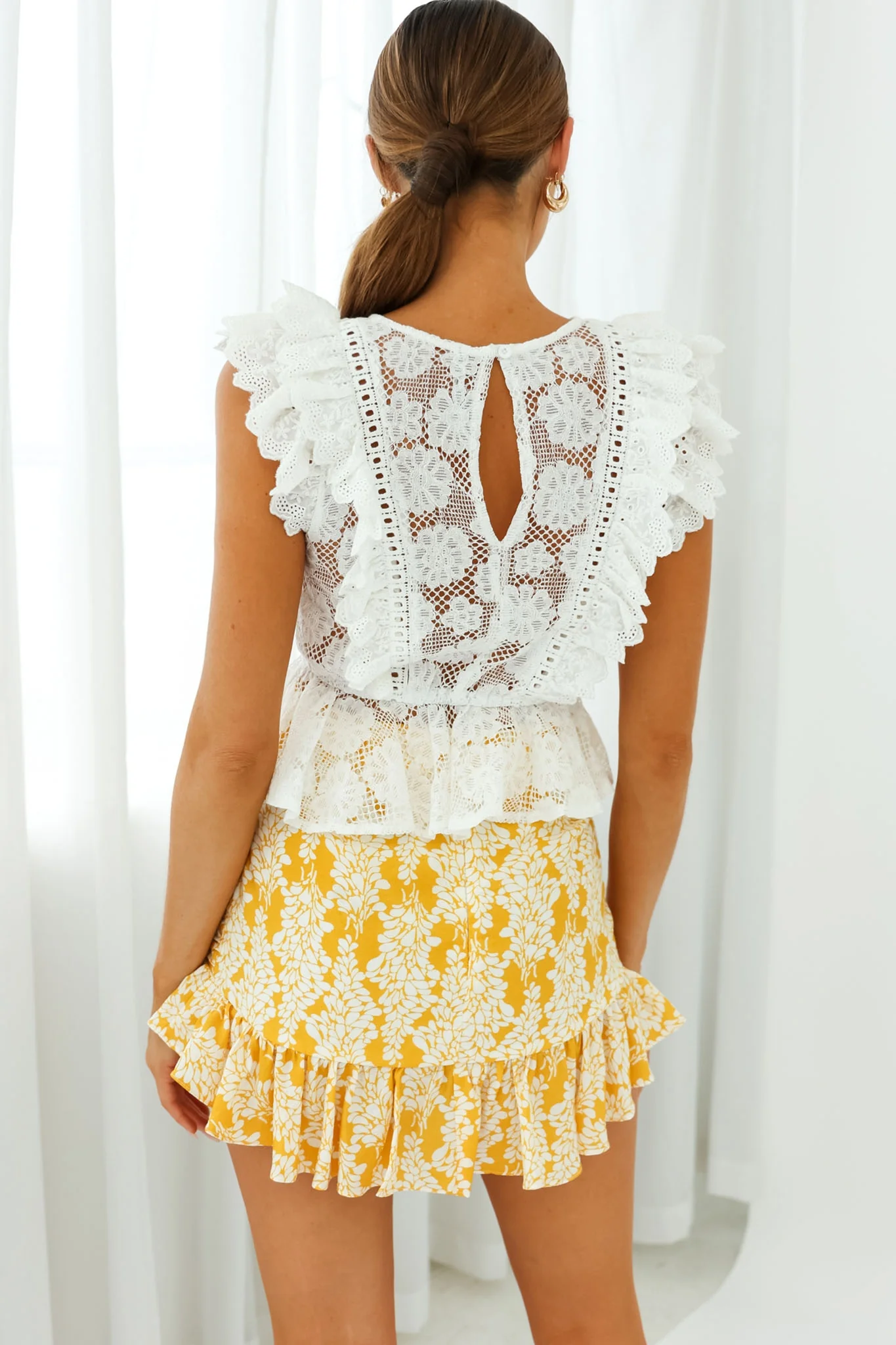 Everton Broderie Anglaise Frill Peplum Top White - Image 4