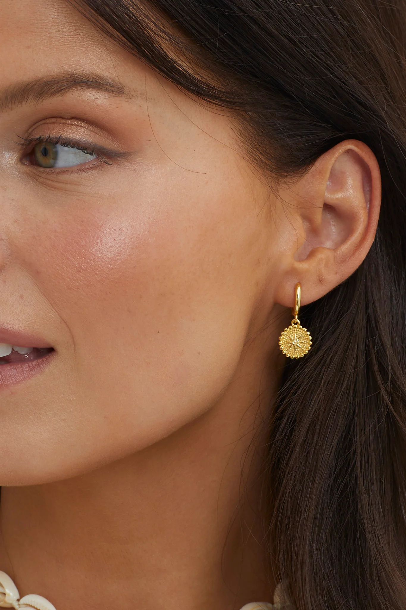 Ezra Coin Dangle Earrings Gold - Image 3