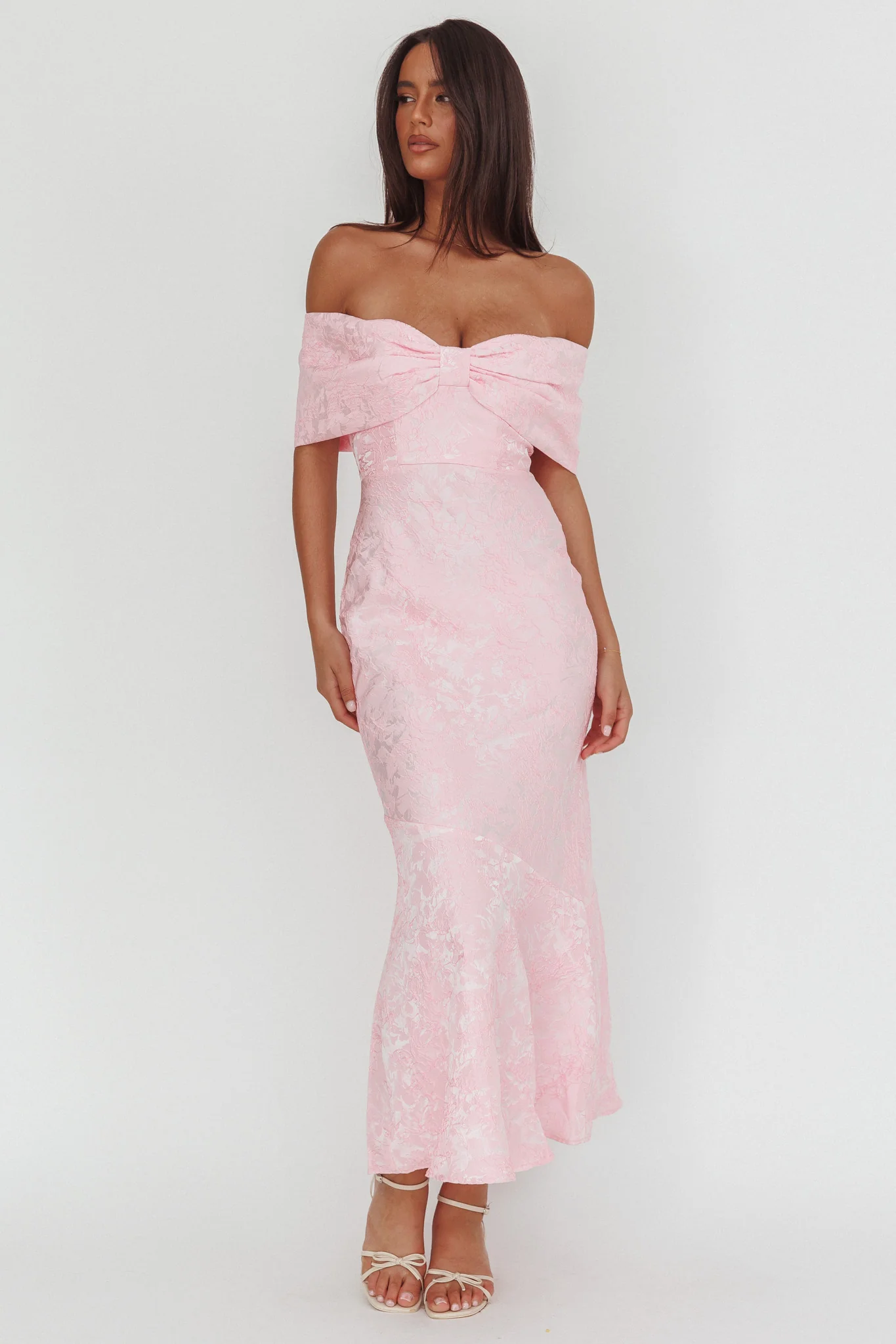 Fairytales Off-Shoulder Jacquard Maxi Dress Pink - Image 4